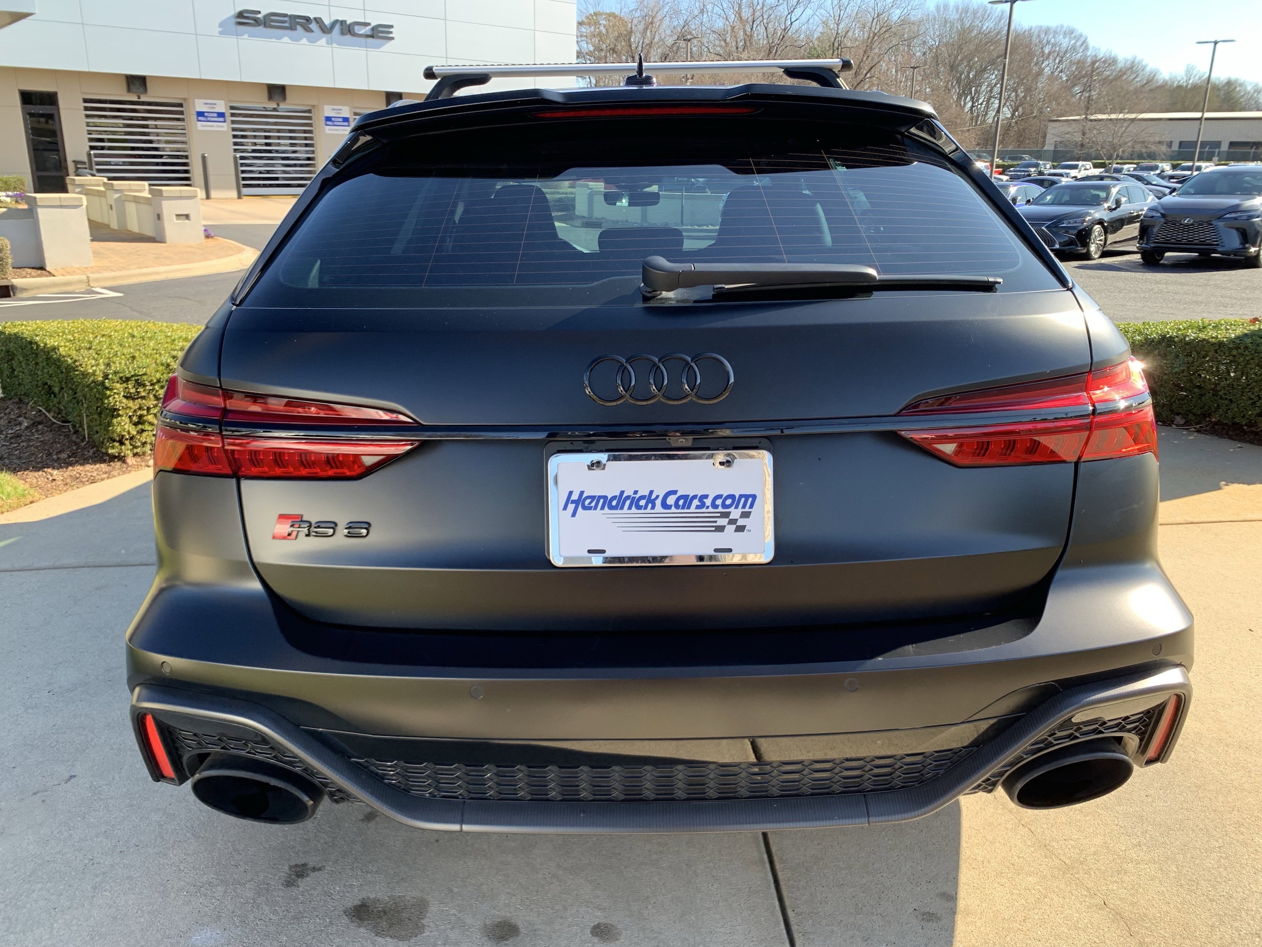 2024 Audi RS 6 Avant performance photo 3