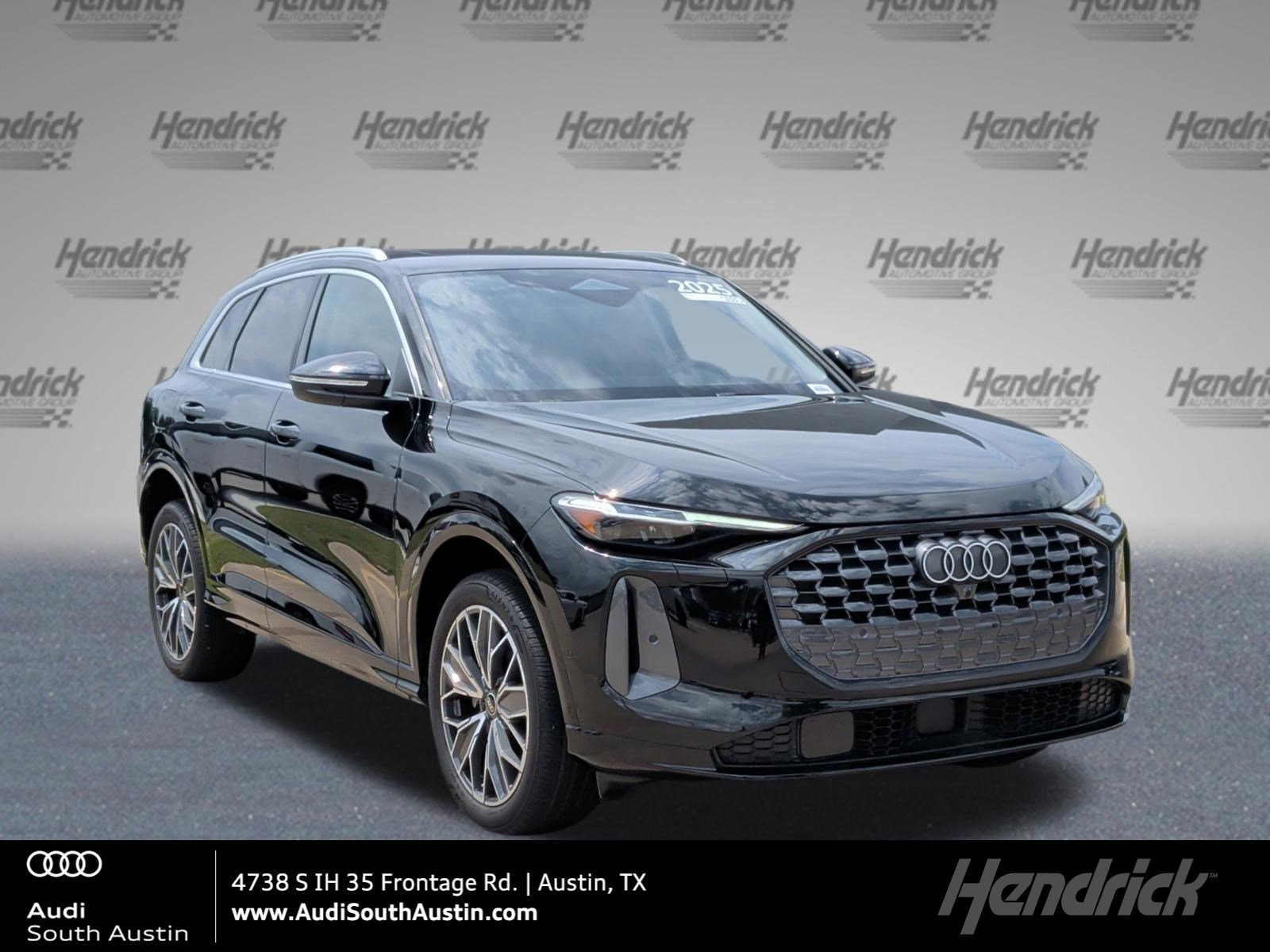 2025 Audi Q5 40 Premium Plus's photo