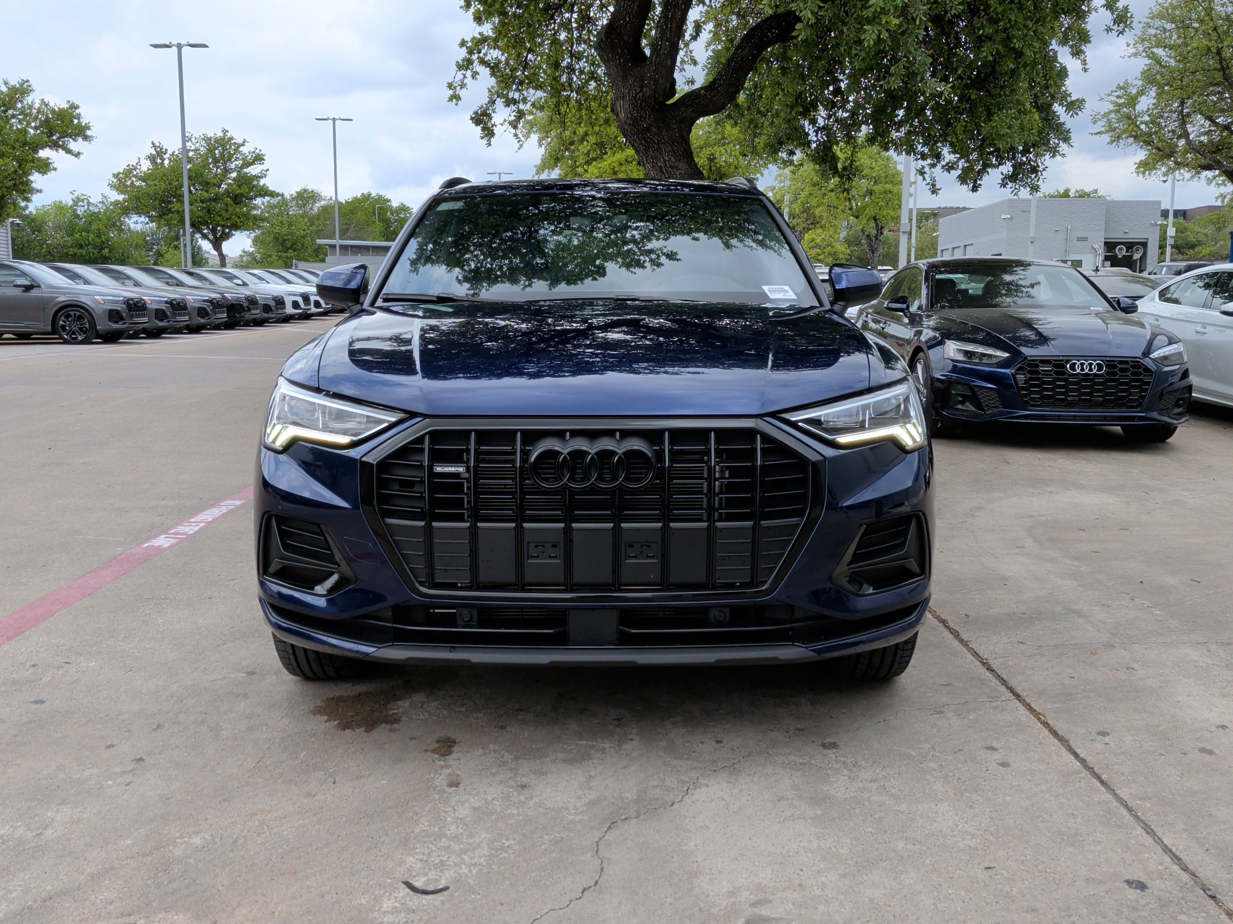 2023 Audi Q3 Premium photo 2