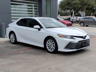 2022 Toyota Camry LE Sedan