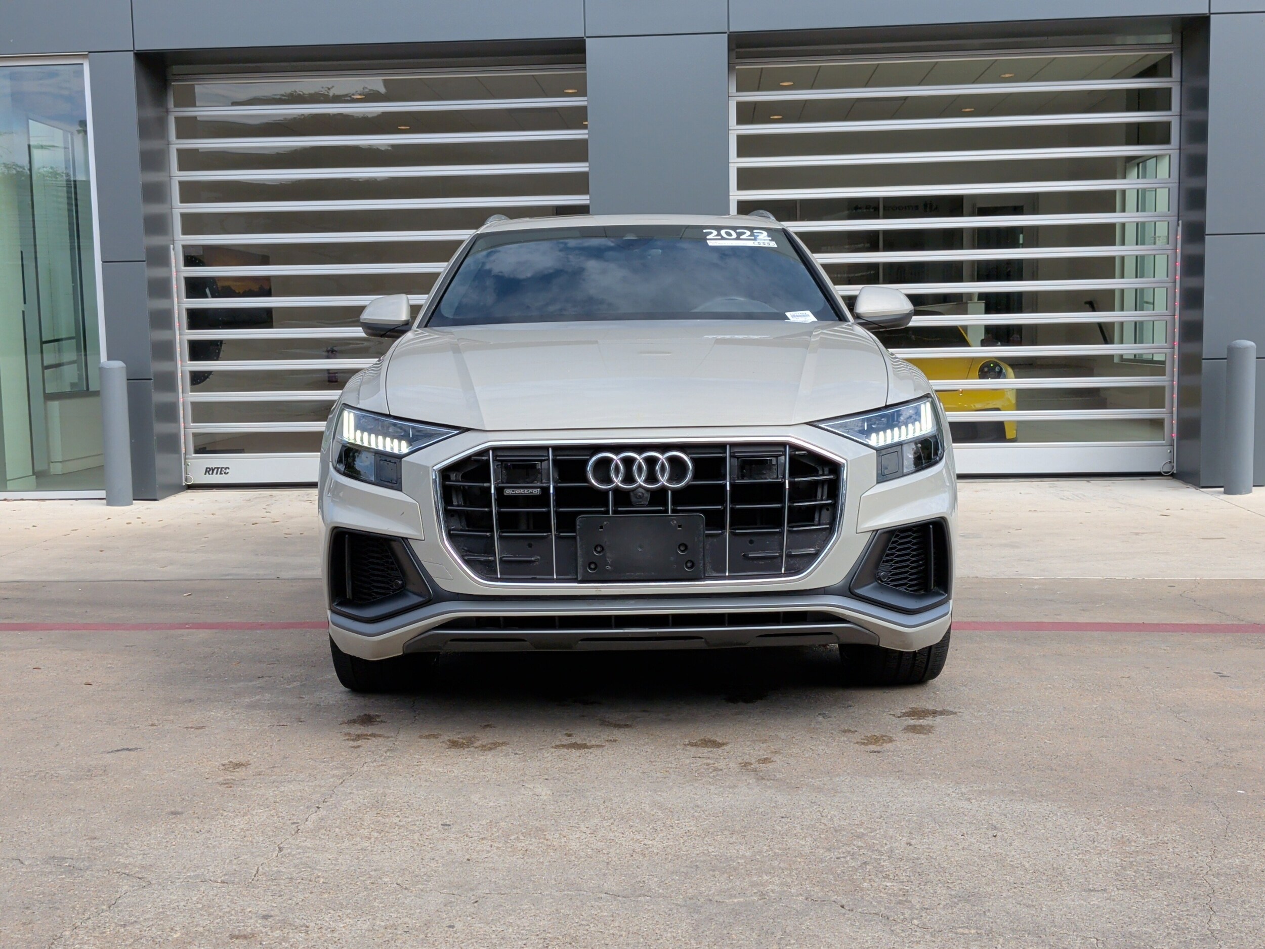 2022 Audi Q8 line Premium Plus photo 3
