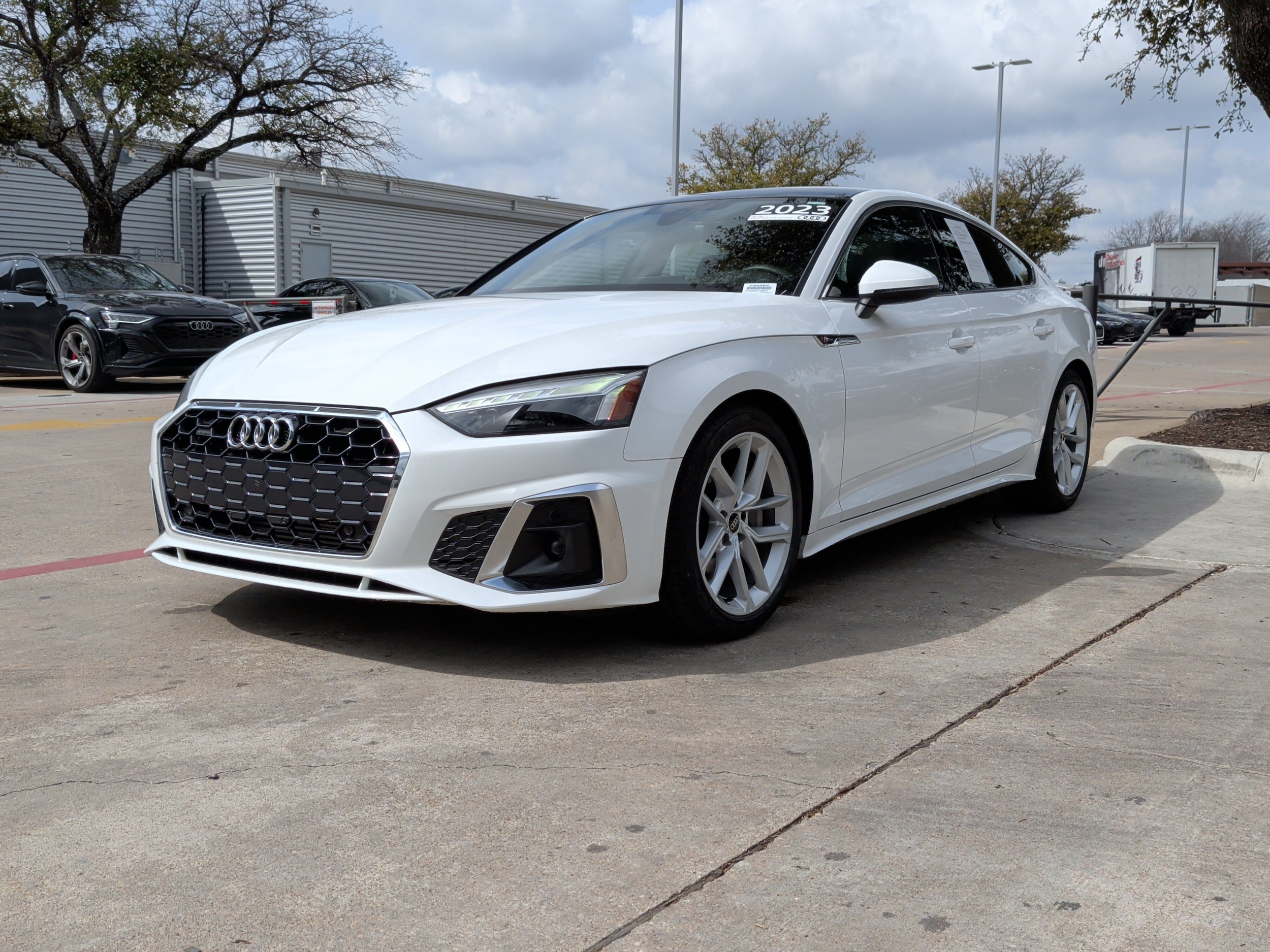 2023 Audi A5 Sportback S line Premium photo 4