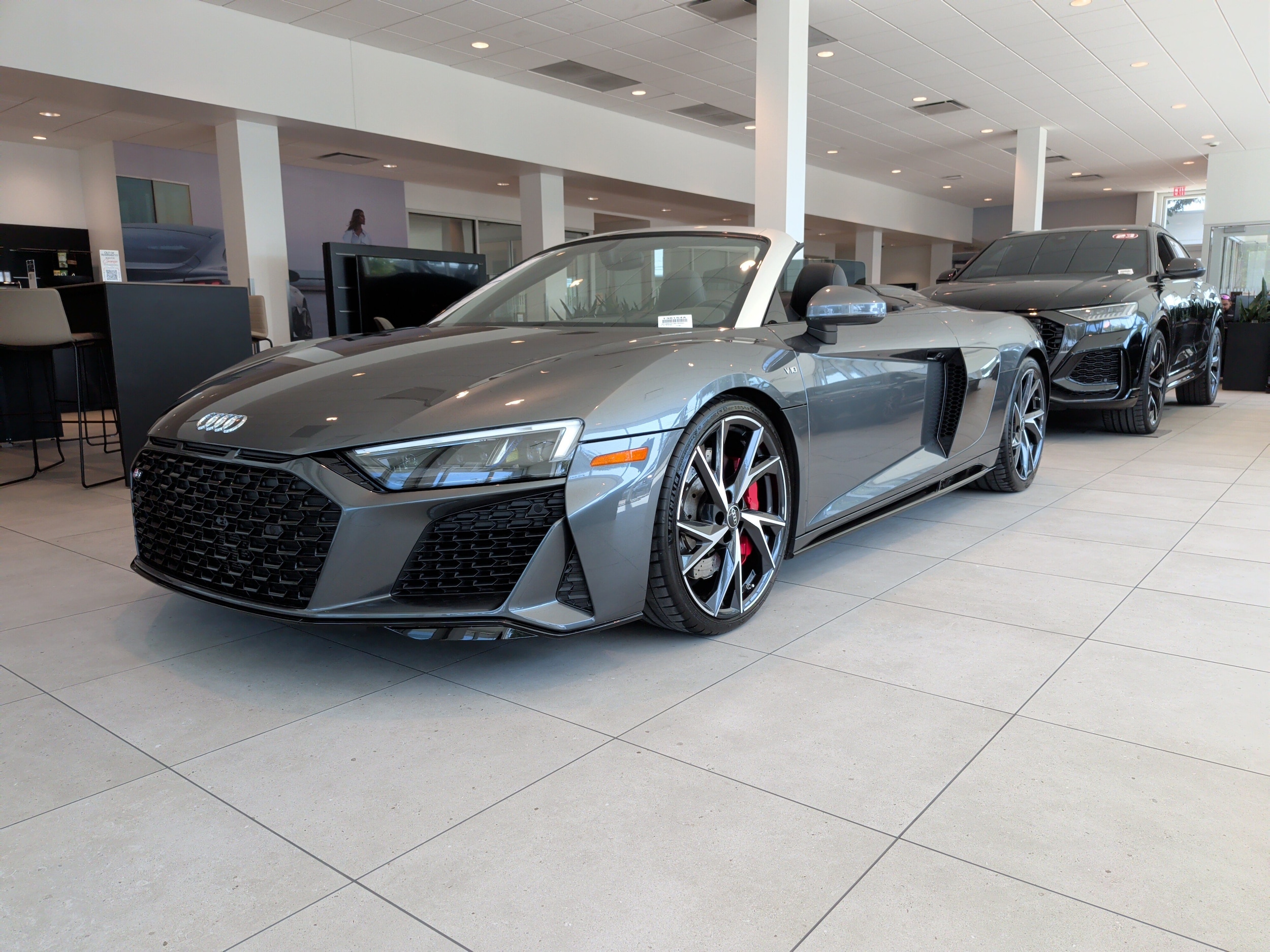Audi R8 Spyder V10
