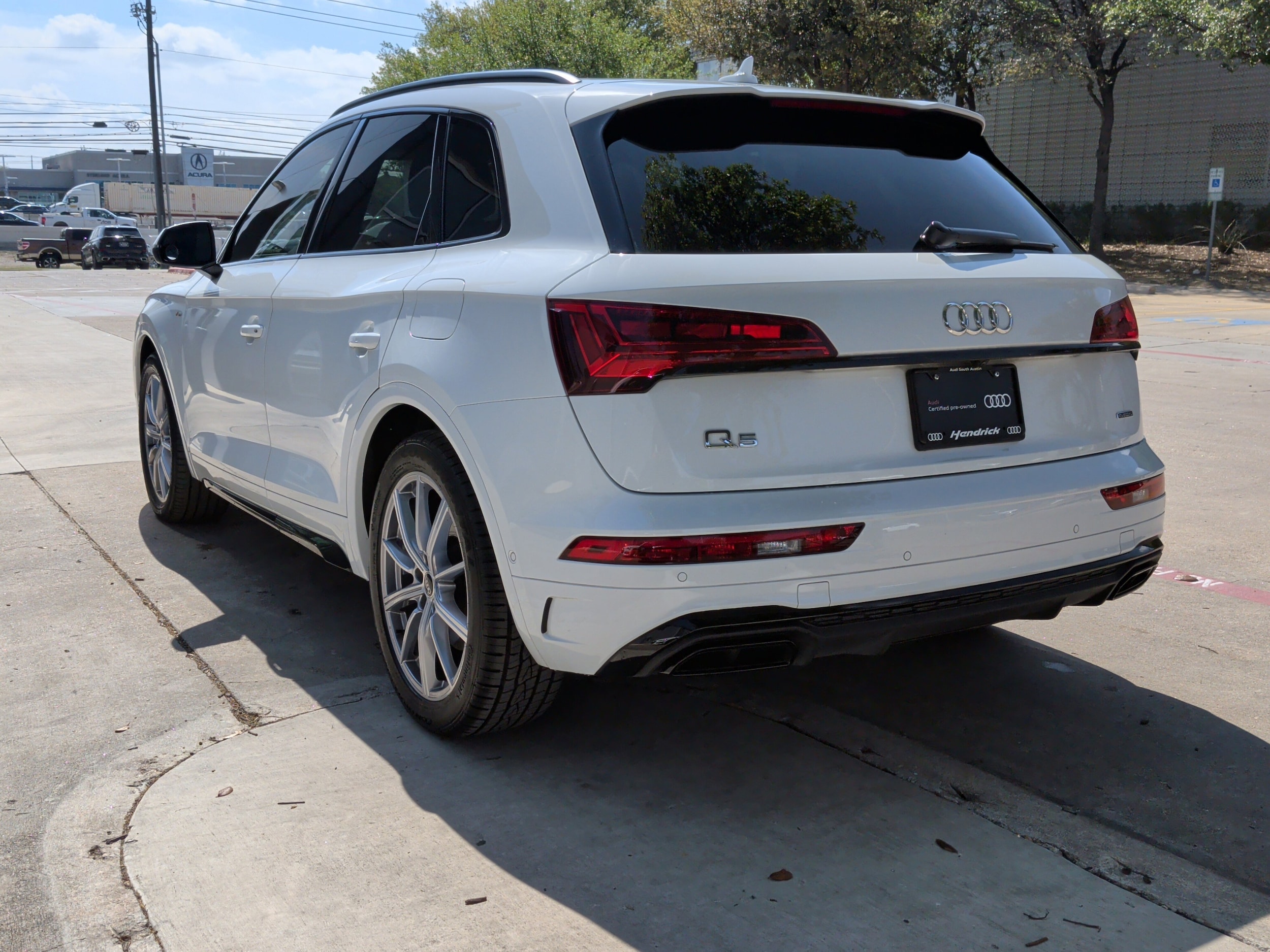 2023 Audi Q5 S line Prestige photo 3