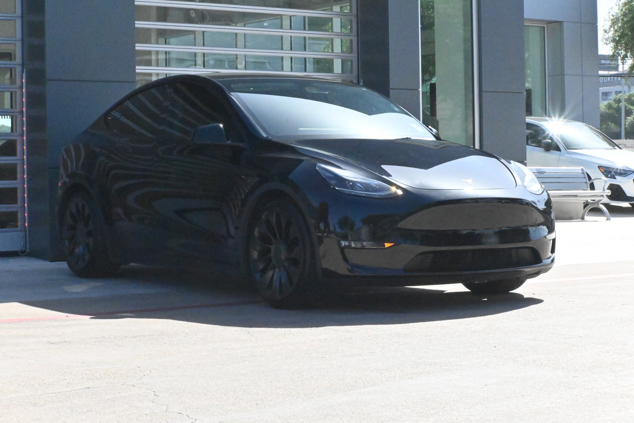 Used 2022 Tesla Model Y Performance with VIN 7SAYGDEF2NF335923 for sale in Charlotte, NC