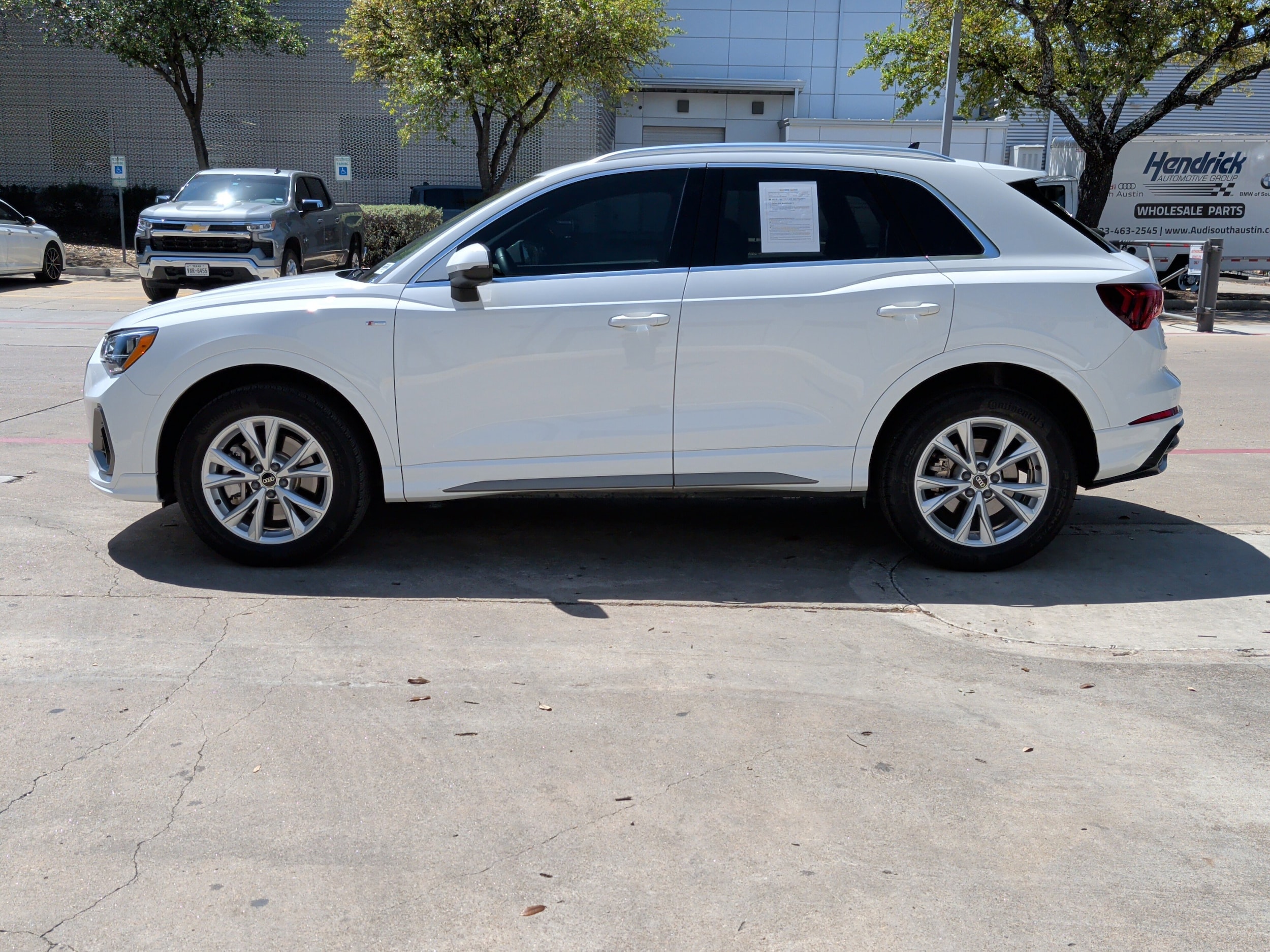 2022 Audi Q3 S line Premium photo 6