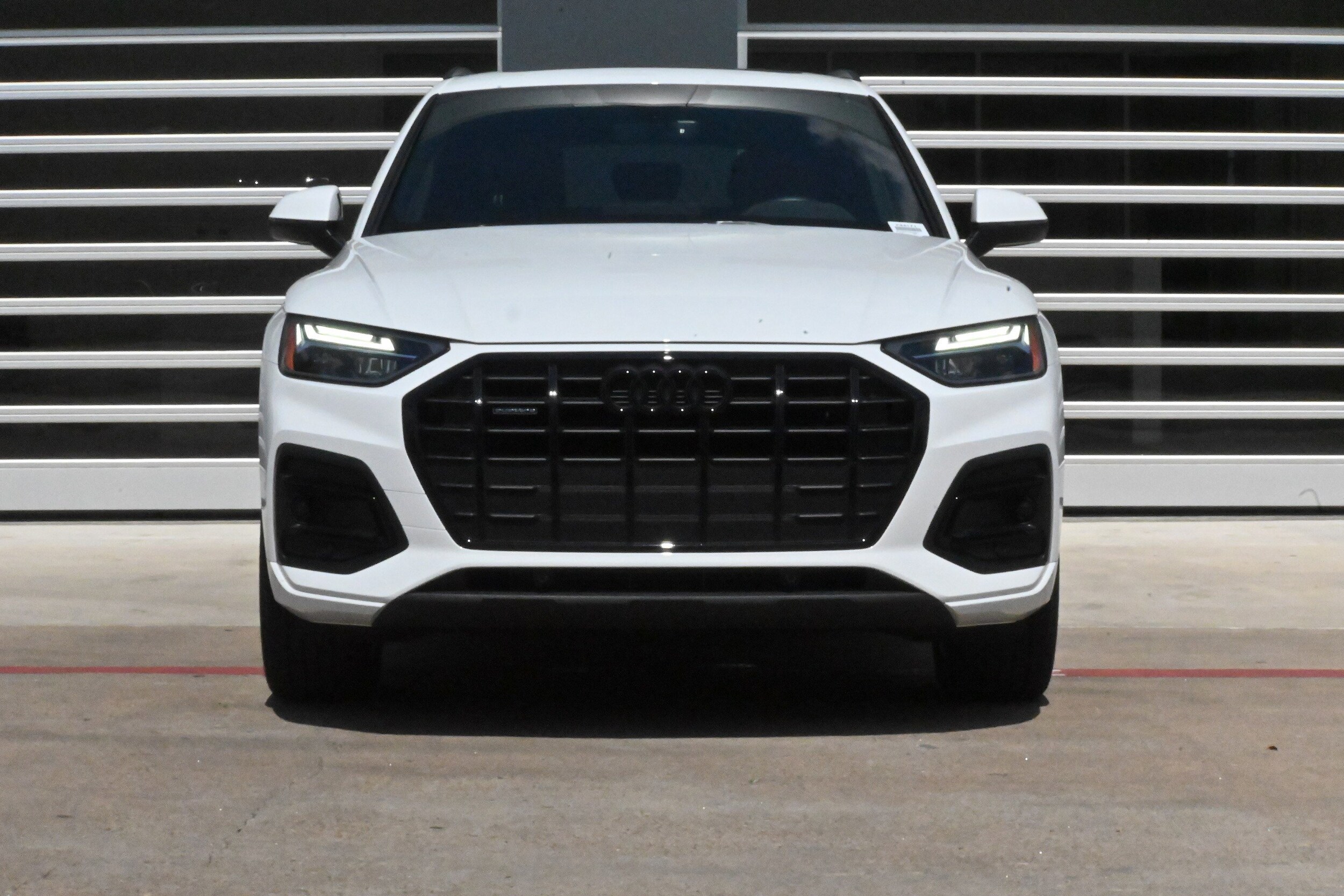 2025 Audi Q5 Premium photo 3