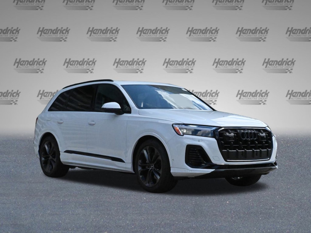New 2025 Audi Q7 55 Premium Plus SUV