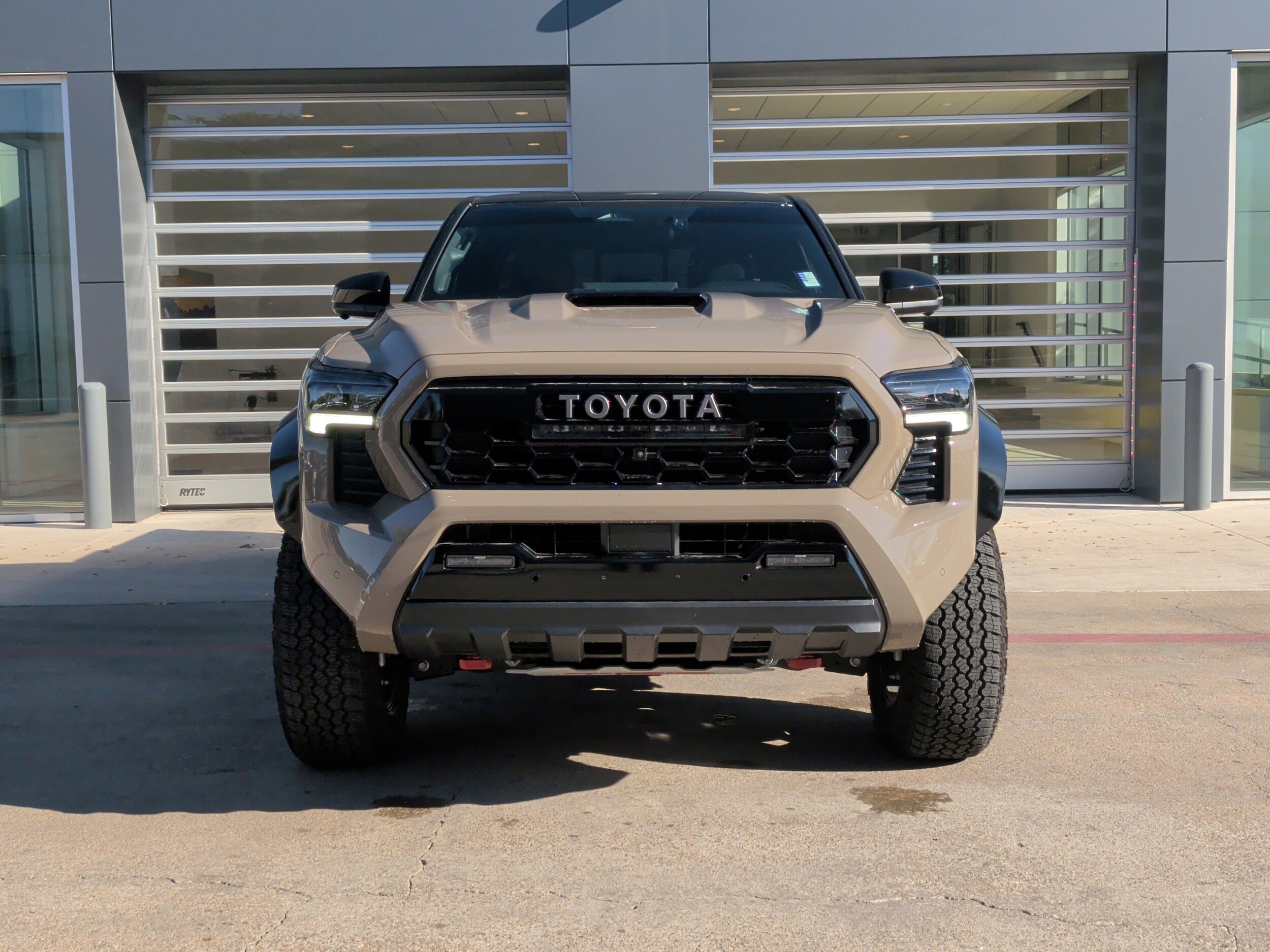 2025 Toyota Tacoma TRD Pro photo 2