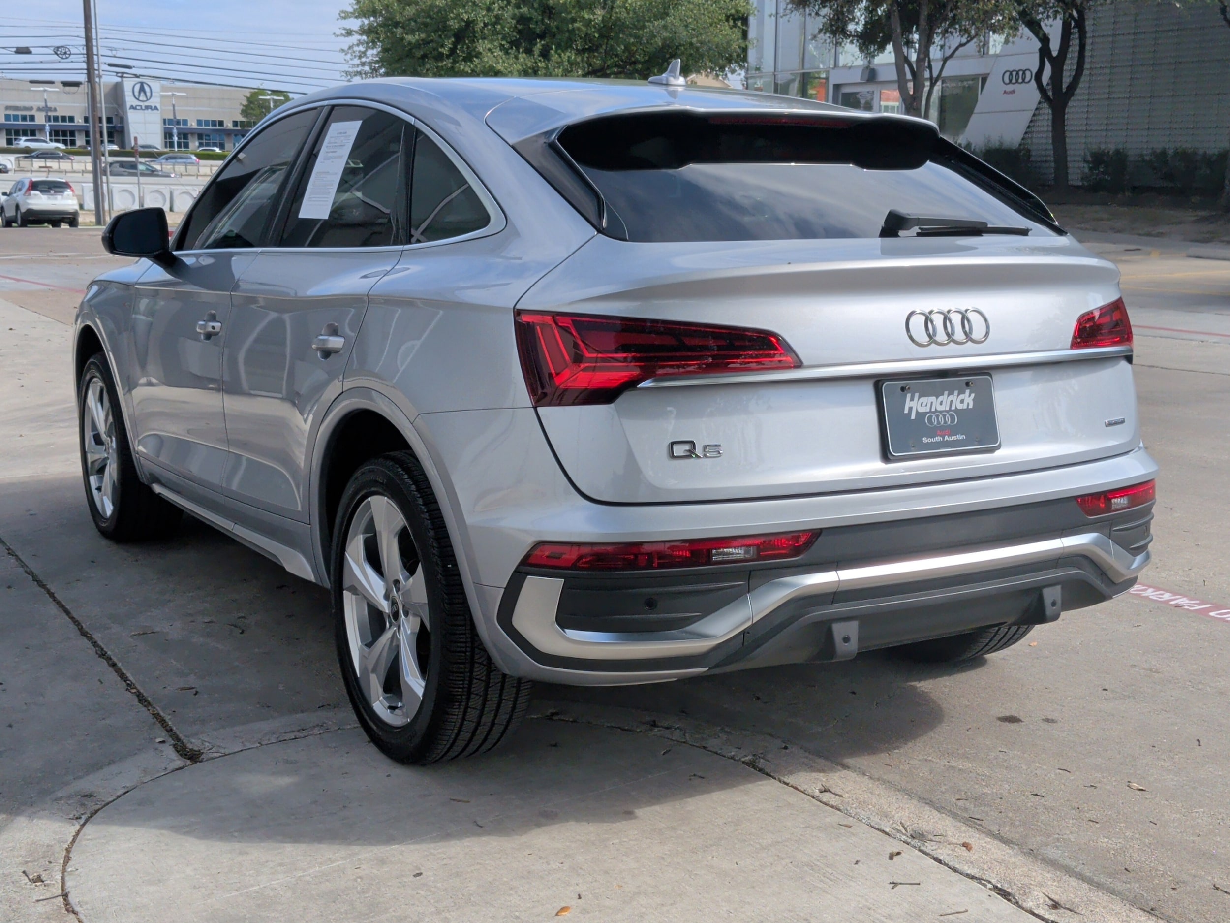 2023 Audi Q5 Sportback S line Premium photo 3