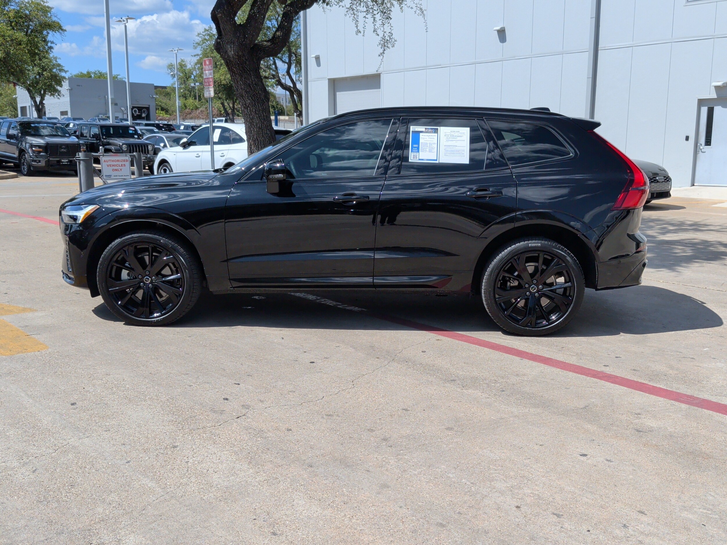 2026 Volvo XC60 Ultra Black Edition