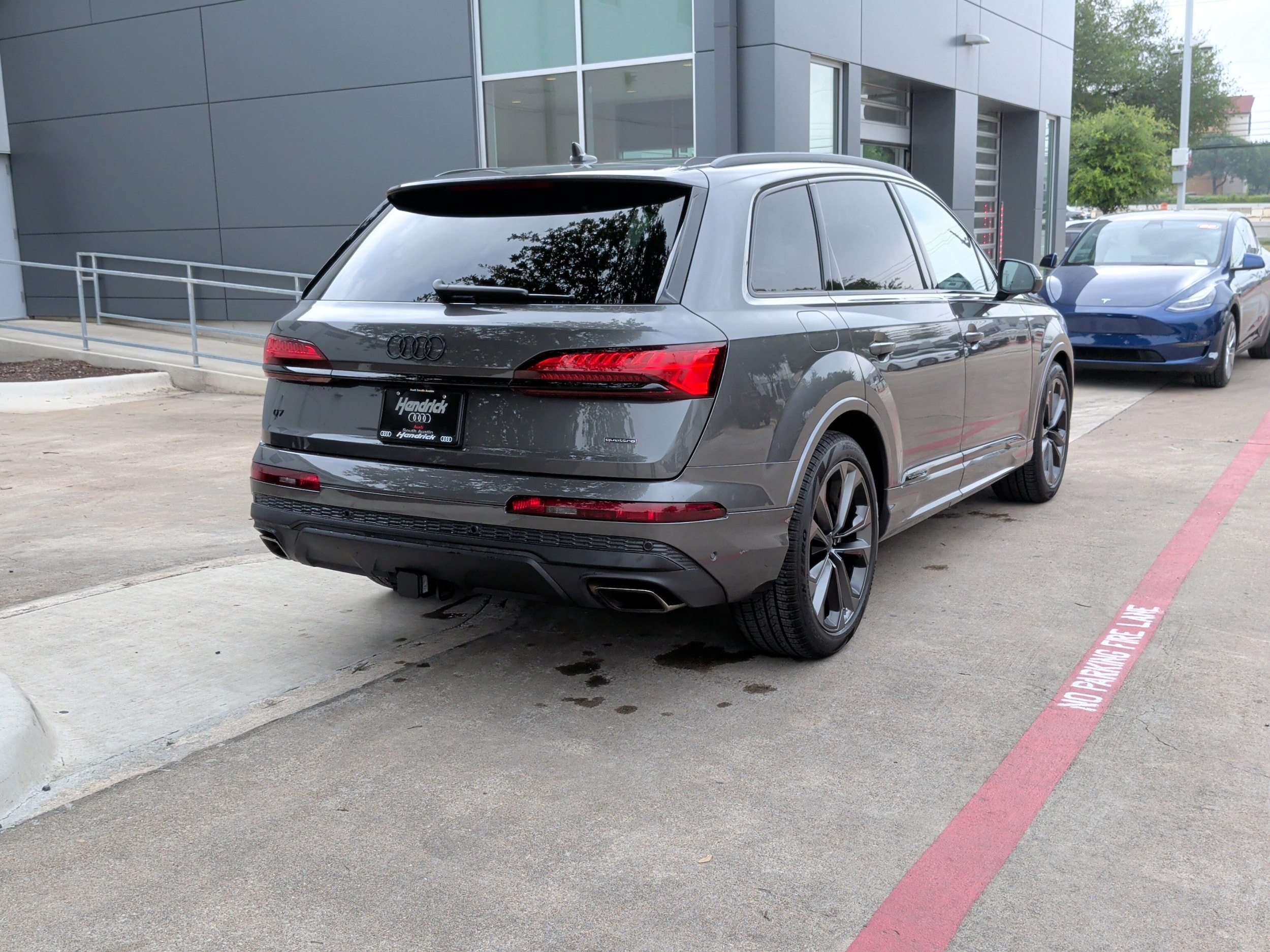 2026 Audi Q7 Premium Plus photo 3