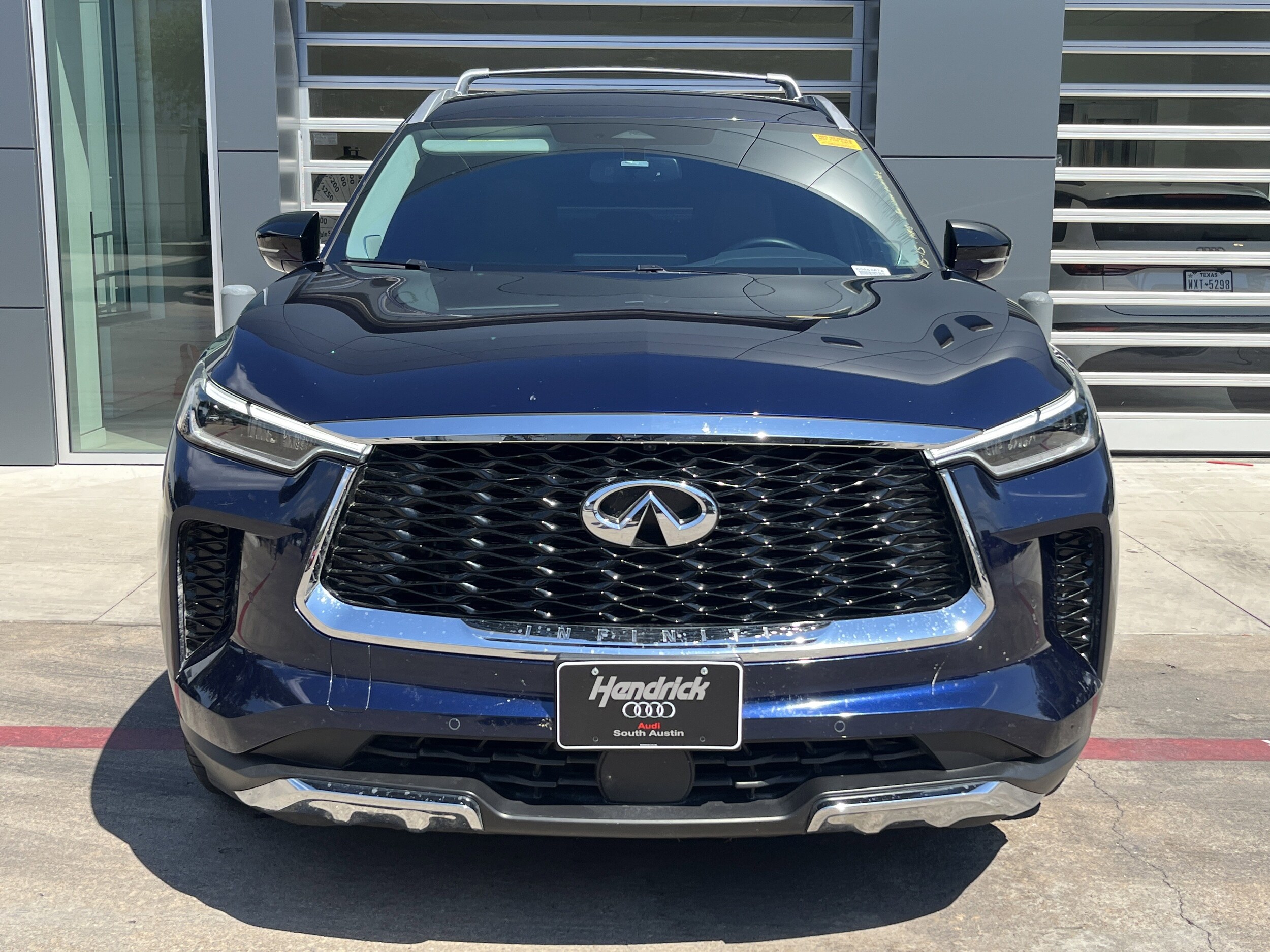 2022 Infiniti QX60 Sensory photo 3