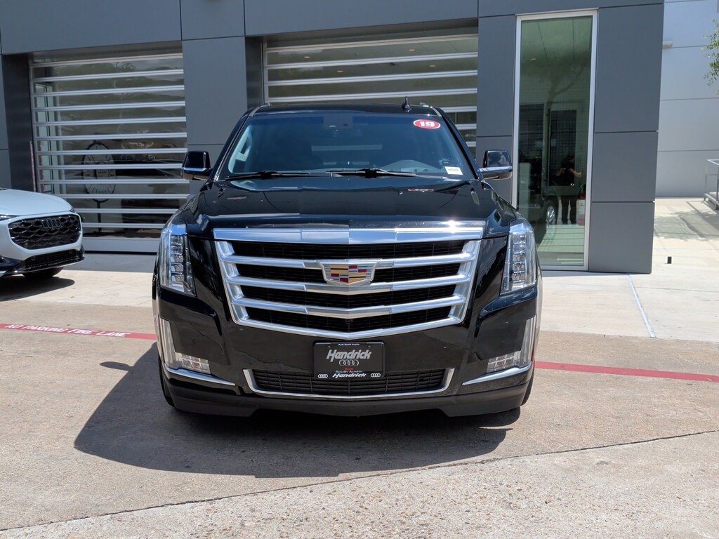 Used 2019 CADILLAC Escalade Luxury SUV