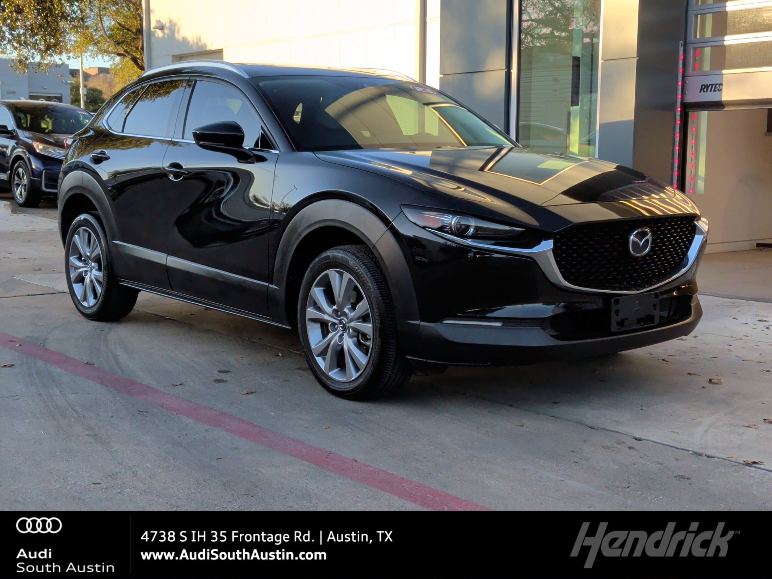 2023 Mazda CX-30 Premium's photo