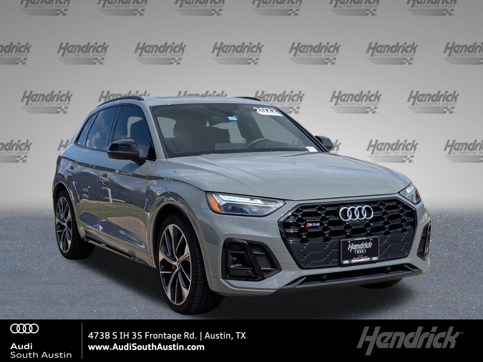 2022 Audi SQ5 Premium Plus's photo