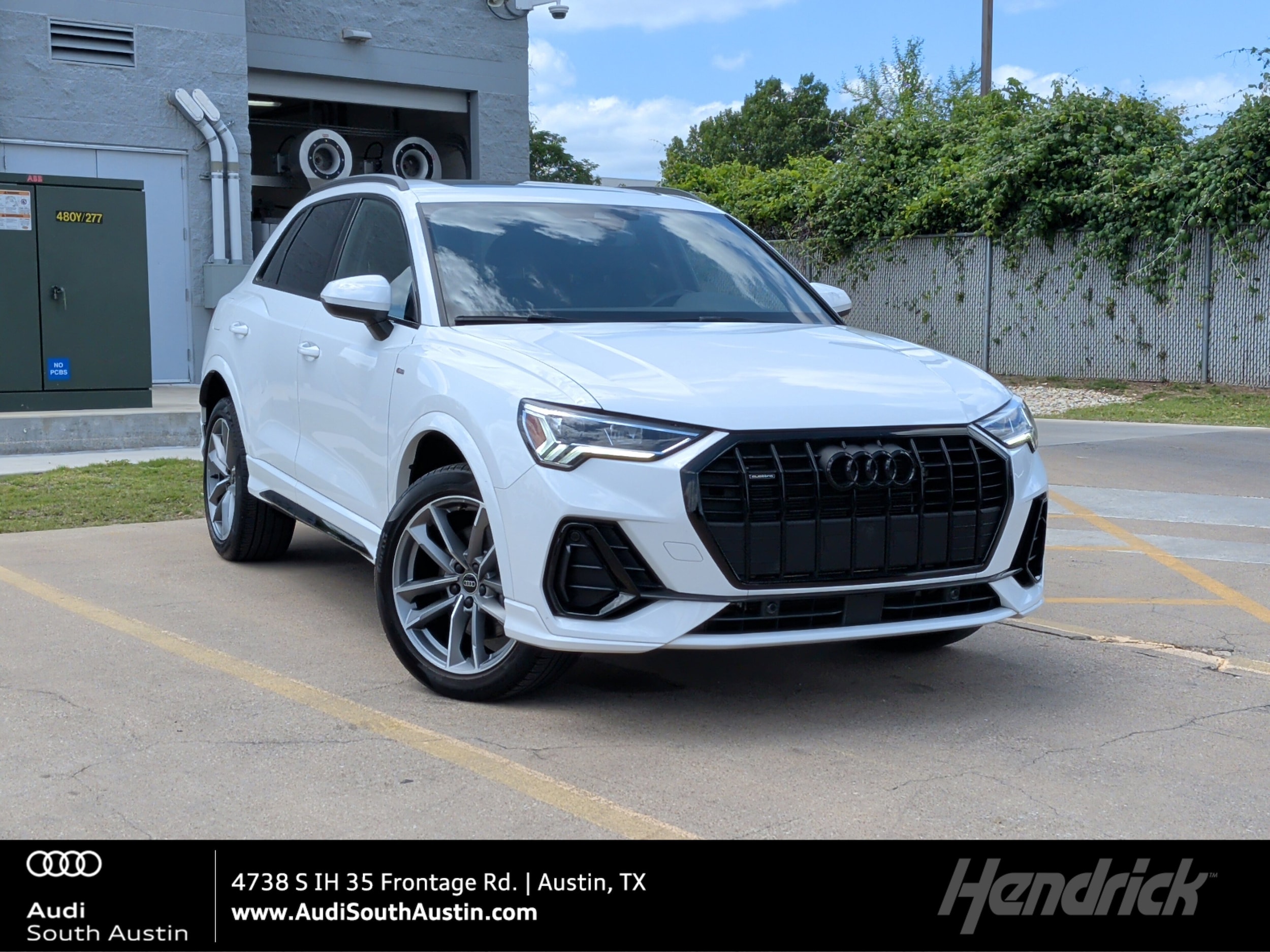 2023 Audi Q3 45 TFSI S Line Premium quattro's photo