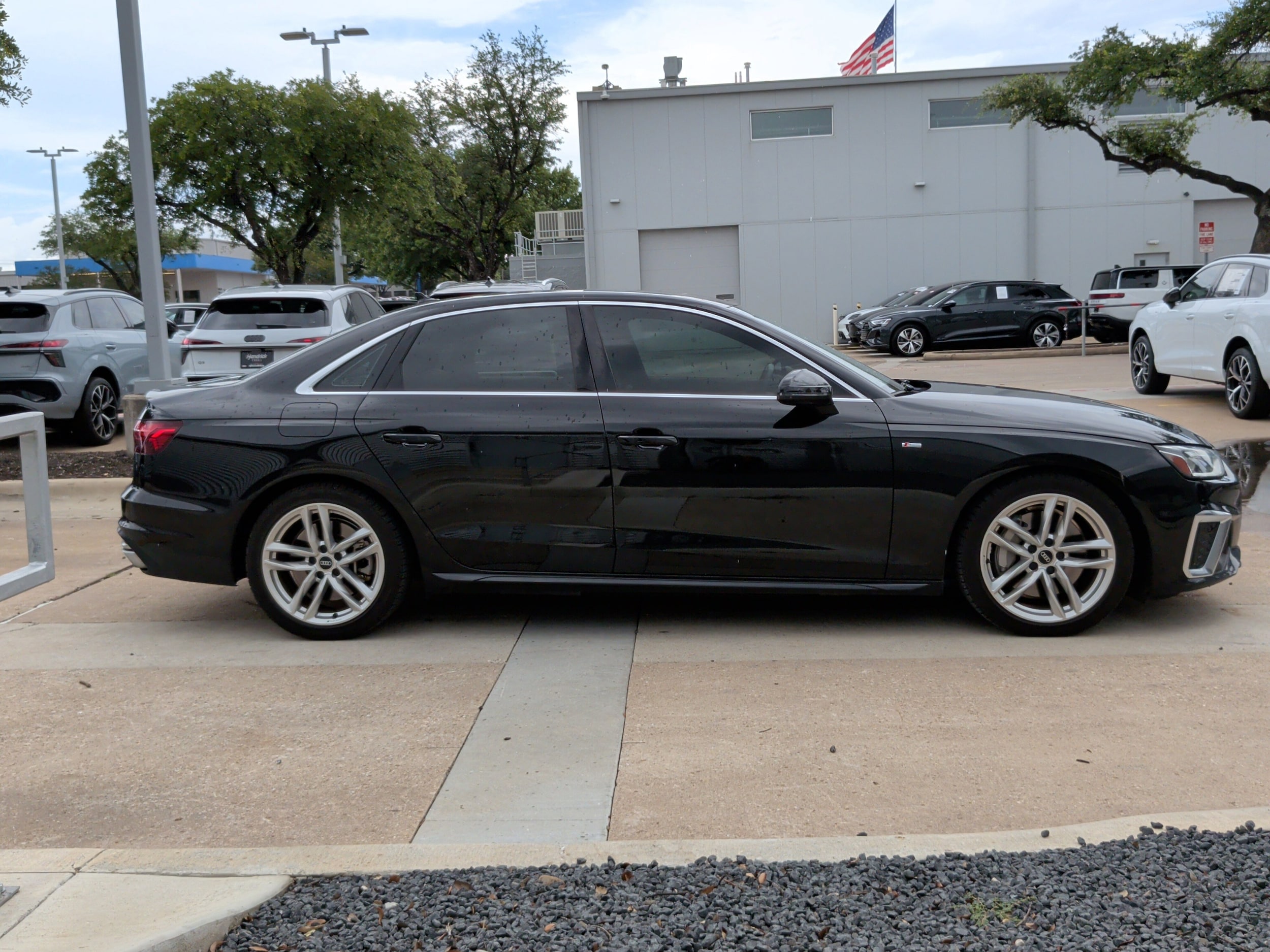 Audi A4 Sedan S Line Premium Plus