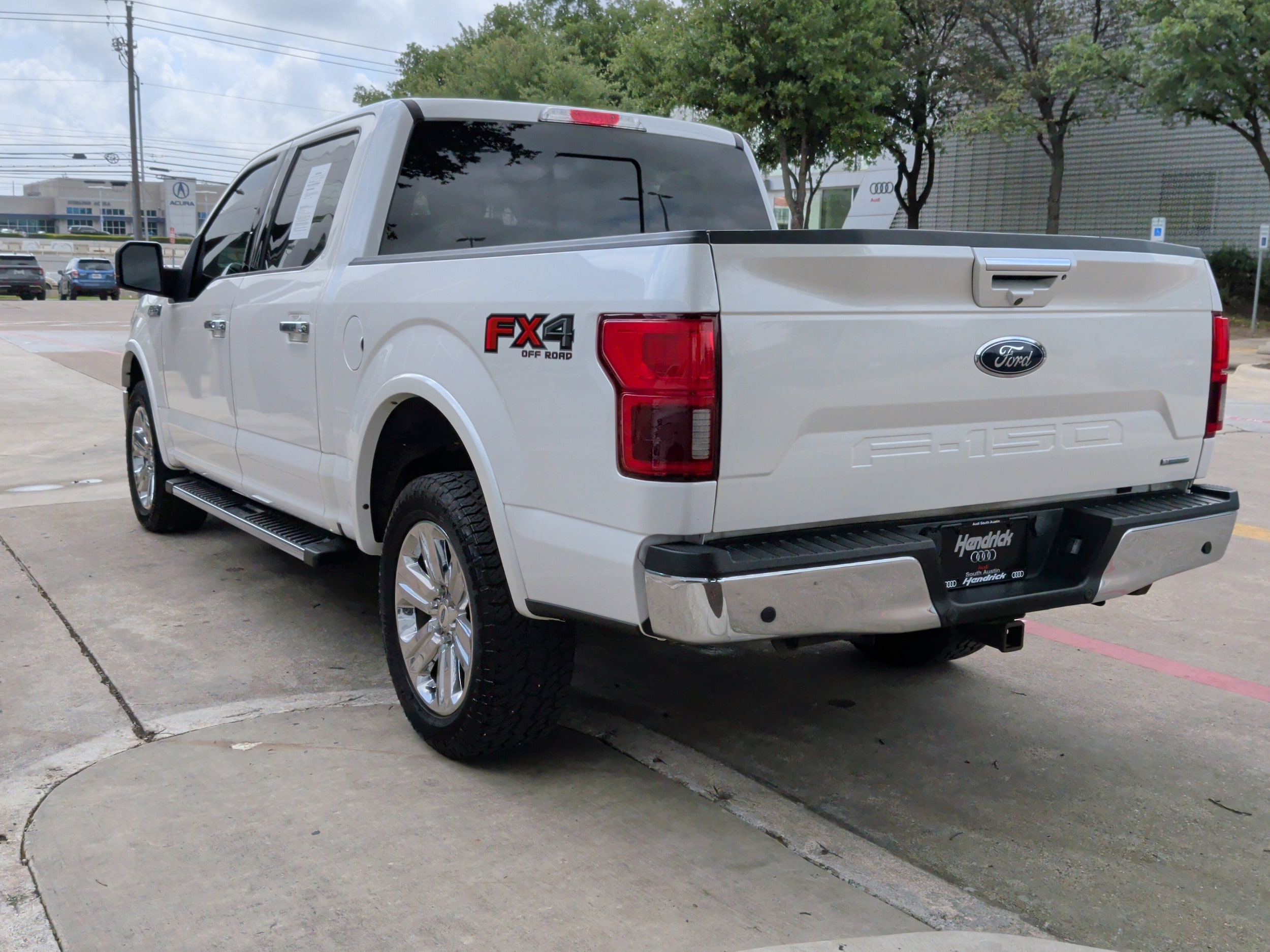 2019 Ford F-150 LARIAT photo 3