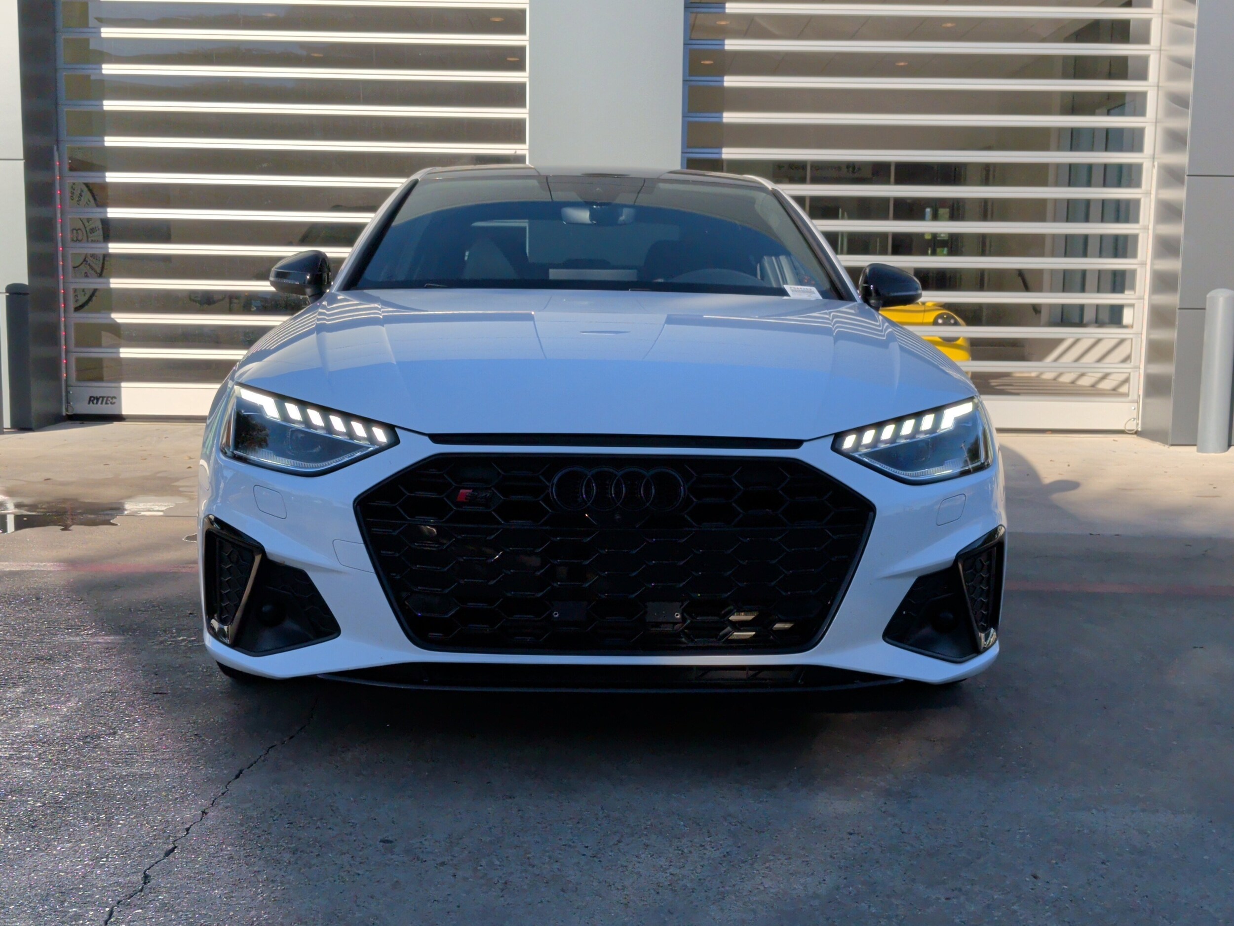 2023 Audi S4 Base Prestige photo 3