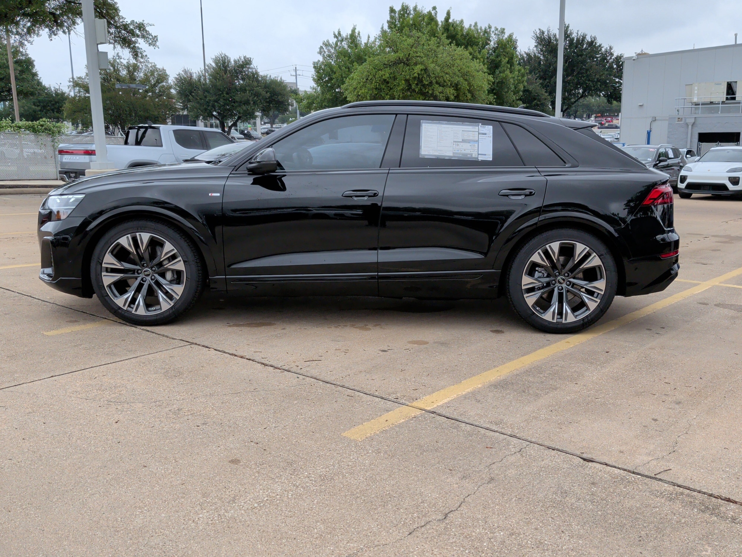 2026 Audi Q8 Prestige photo 5