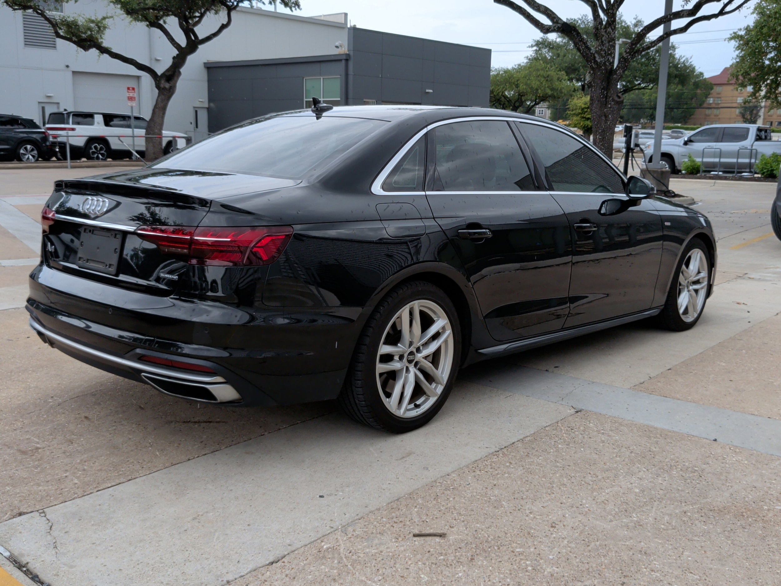 Audi A4 Sedan S Line Premium Plus