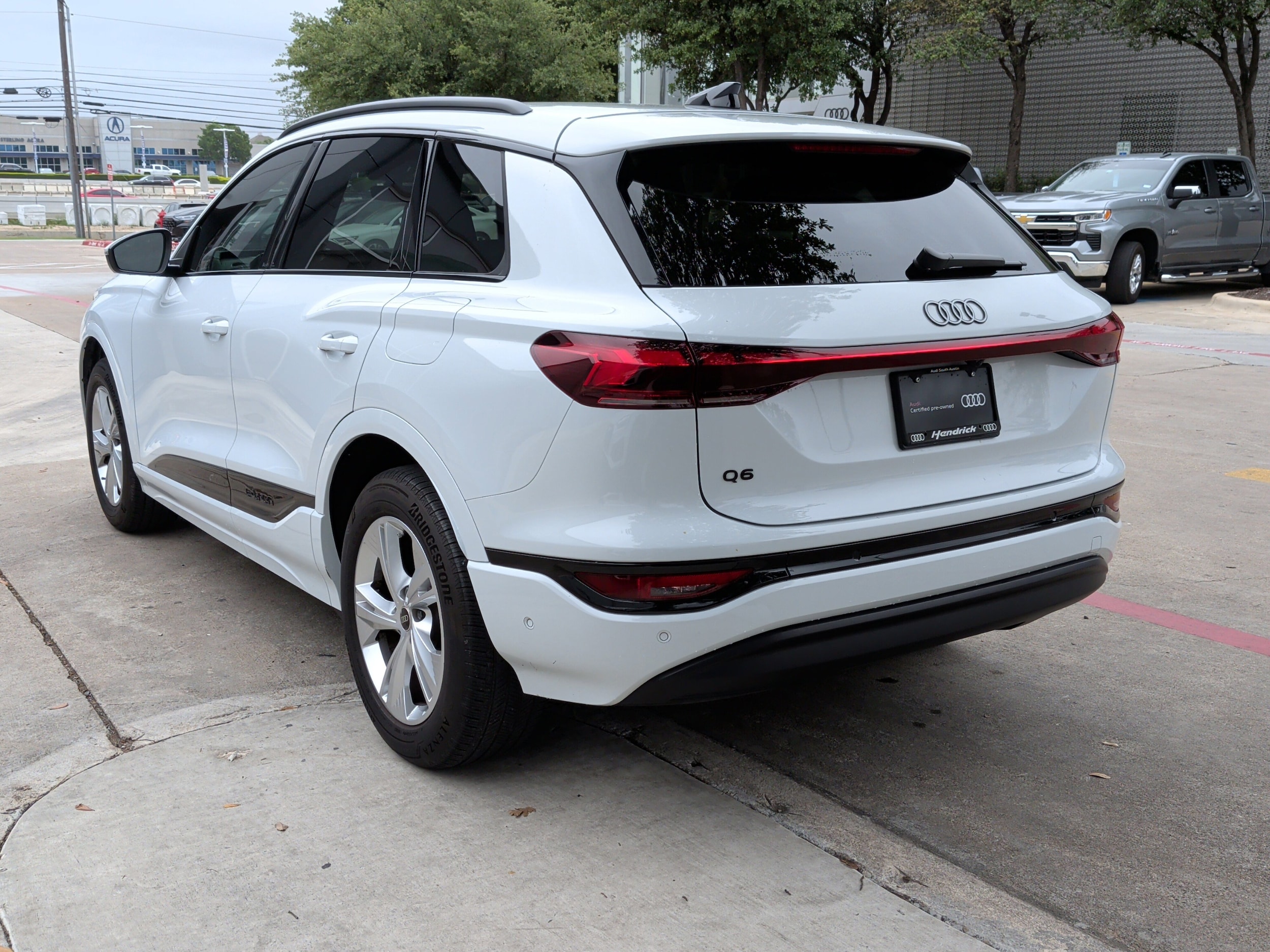 2025 Audi Q6 e-tron Premium photo 3