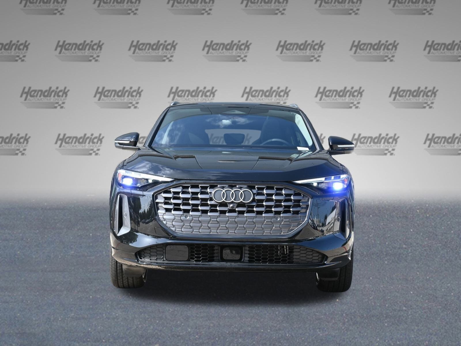 2025 Audi Q5 Premium Prestige photo 2