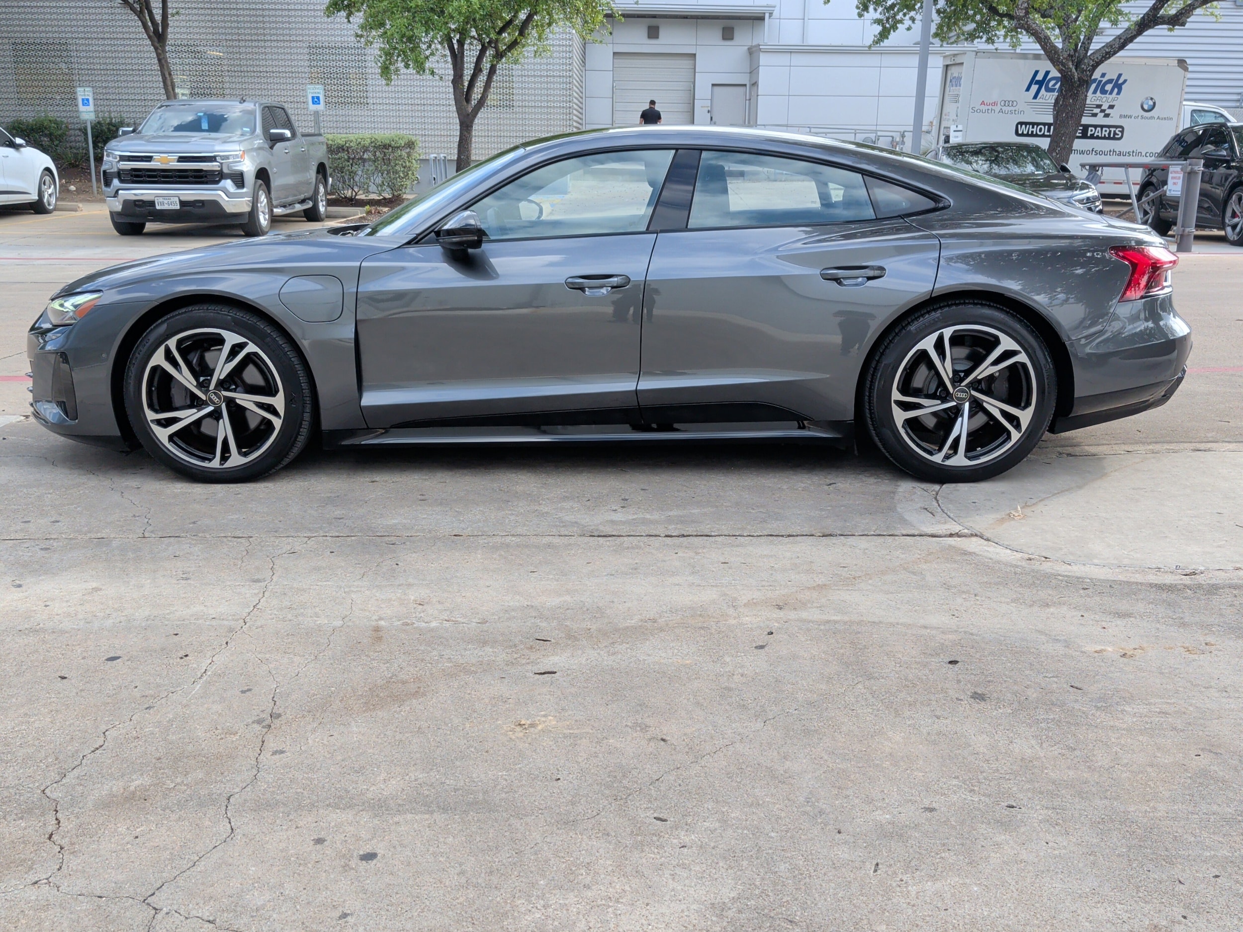 2022 Audi e-tron GT Prestige photo 5