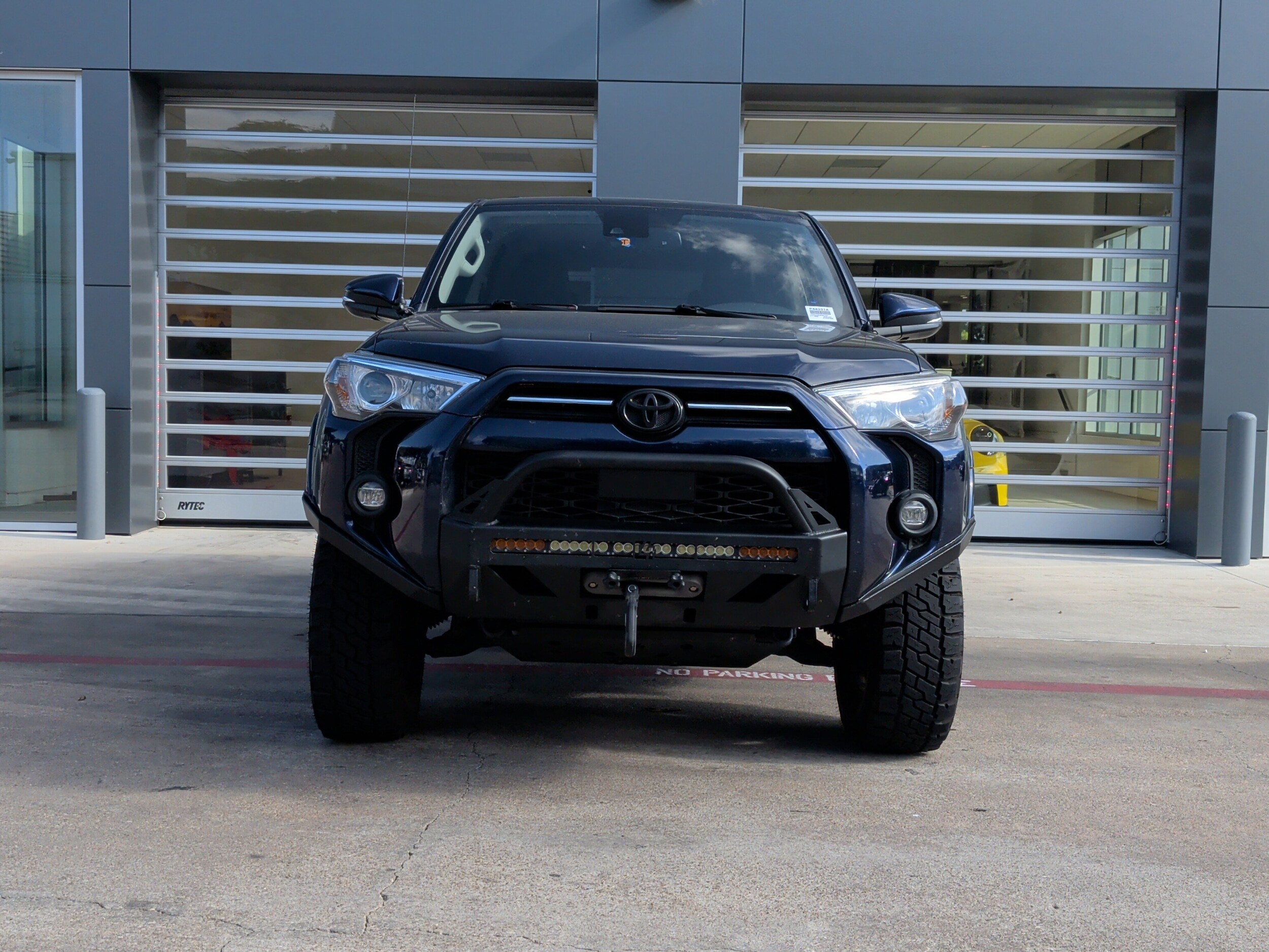 2021 Toyota 4Runner SR5 Premium photo 2