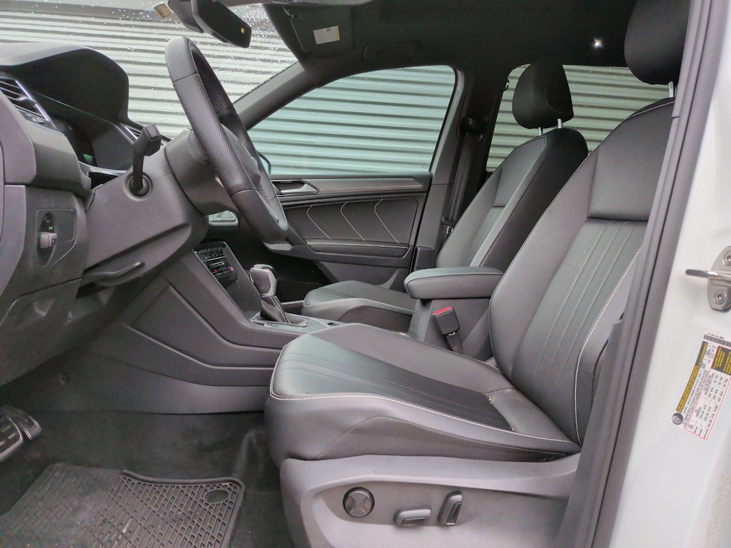 Used 2023 Volkswagen Tiguan SE R-Line Black SUV