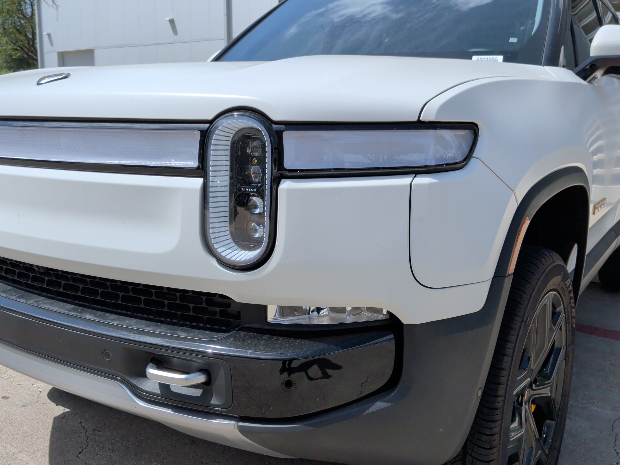 Rivian R1S Adventure
