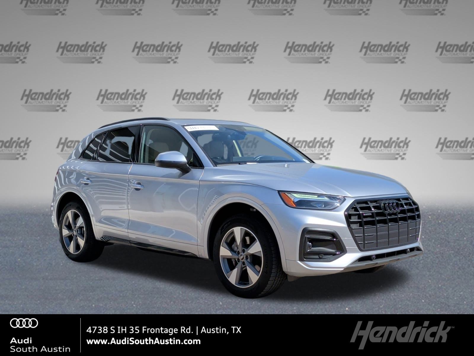 2025 Audi Q5 Premium's photo