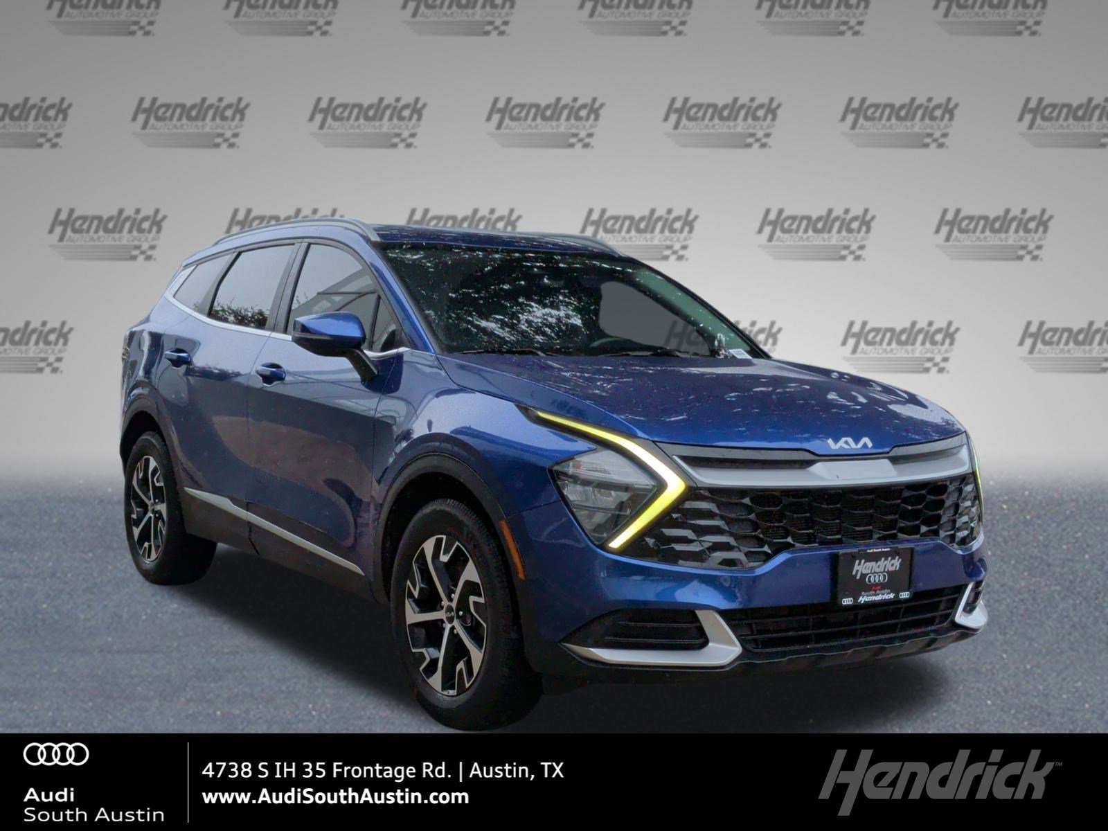 2023 Kia Sportage EX's photo