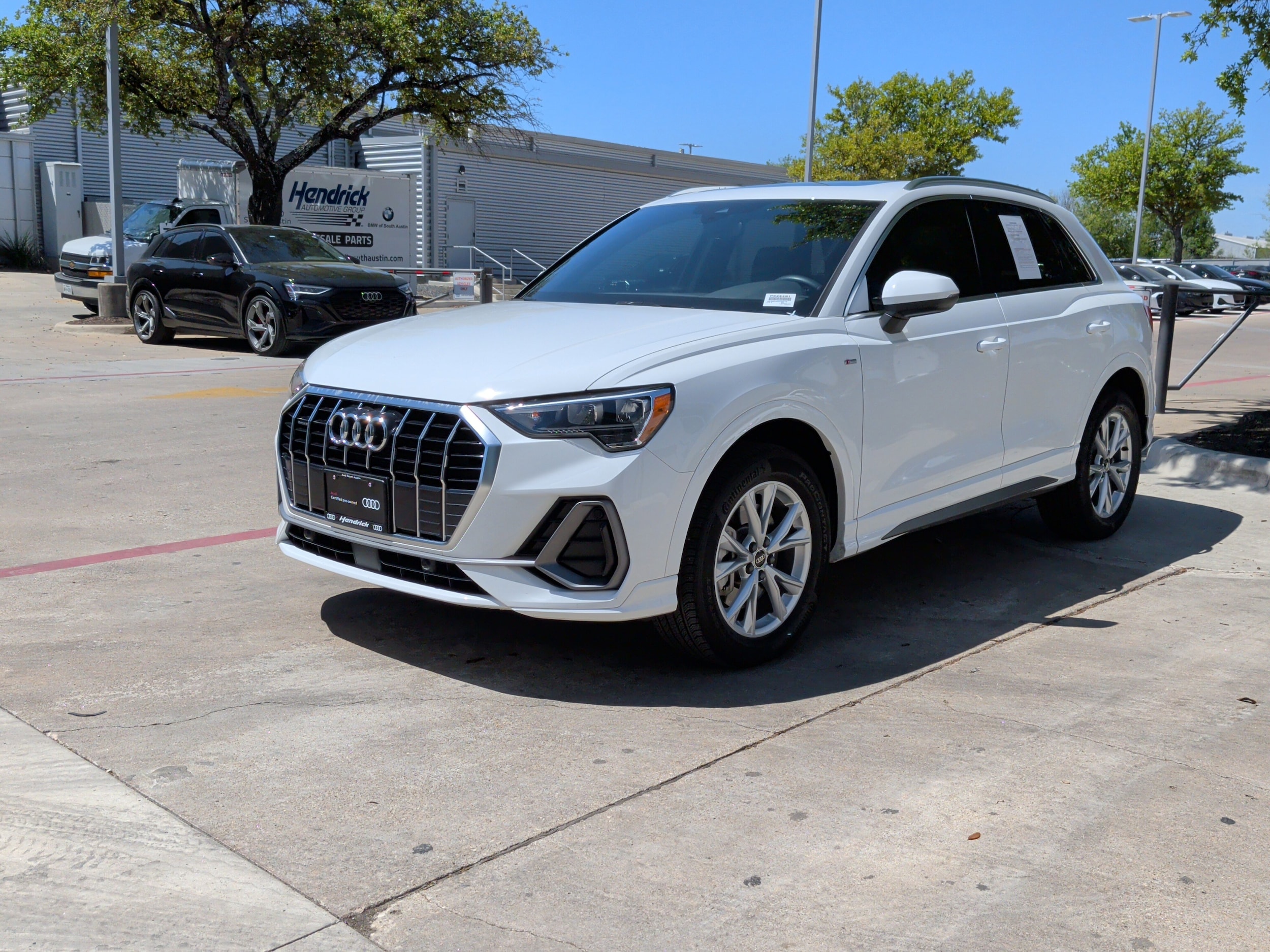 2022 Audi Q3 S line Premium photo 4