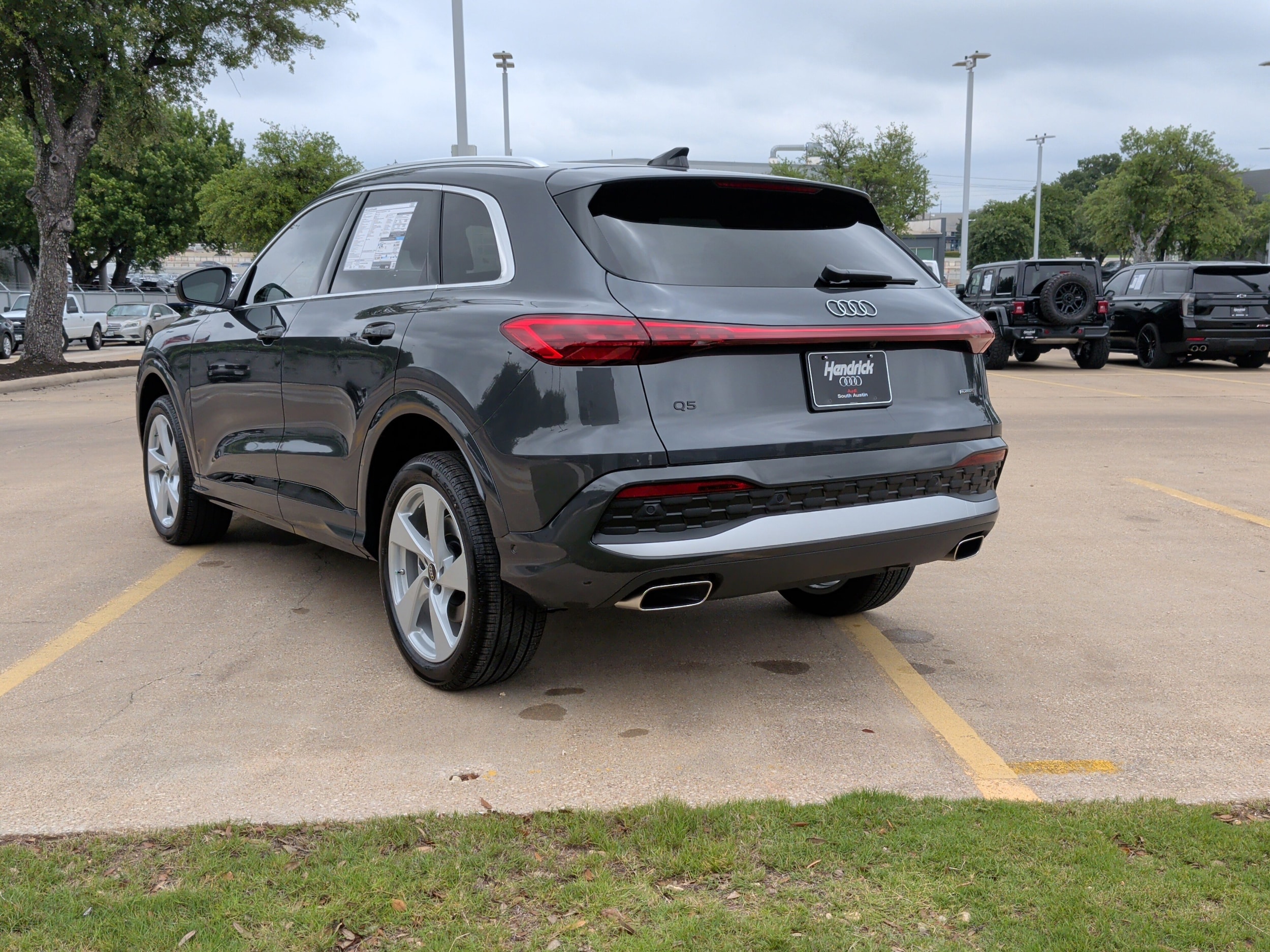 2026 Audi Q5 Premium Plus photo 6