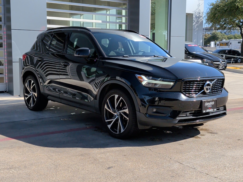 Used 2020 Volvo XC40 R-Design SUV
