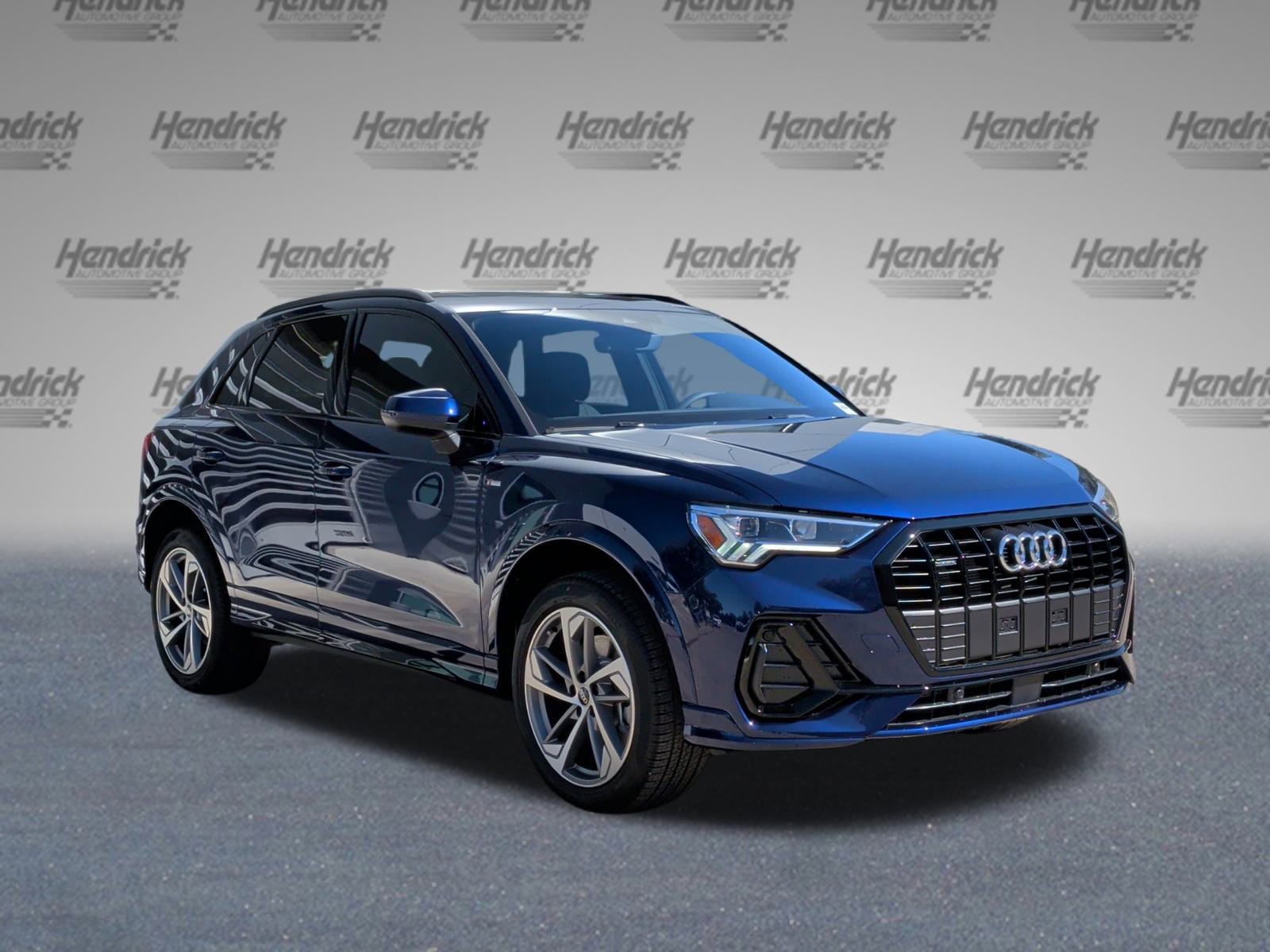 2025 Audi Q3 S line Premium photo 2