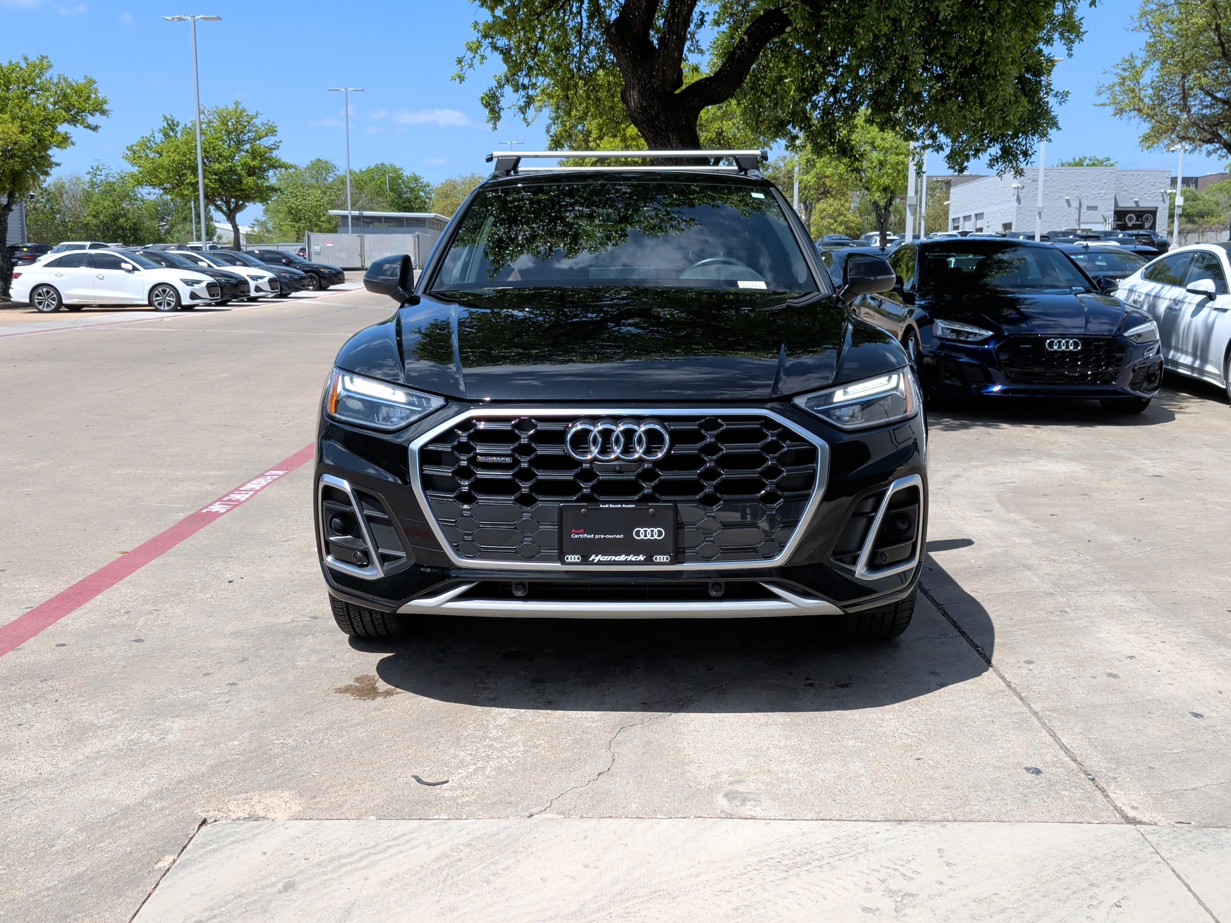 2023 Audi Q5 S line Premium Plus photo 2