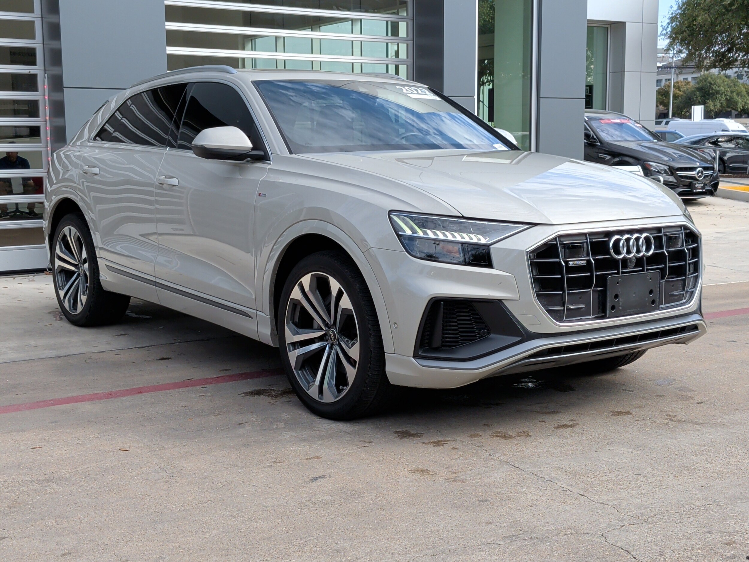 2022 Audi Q8 line Premium Plus photo 2