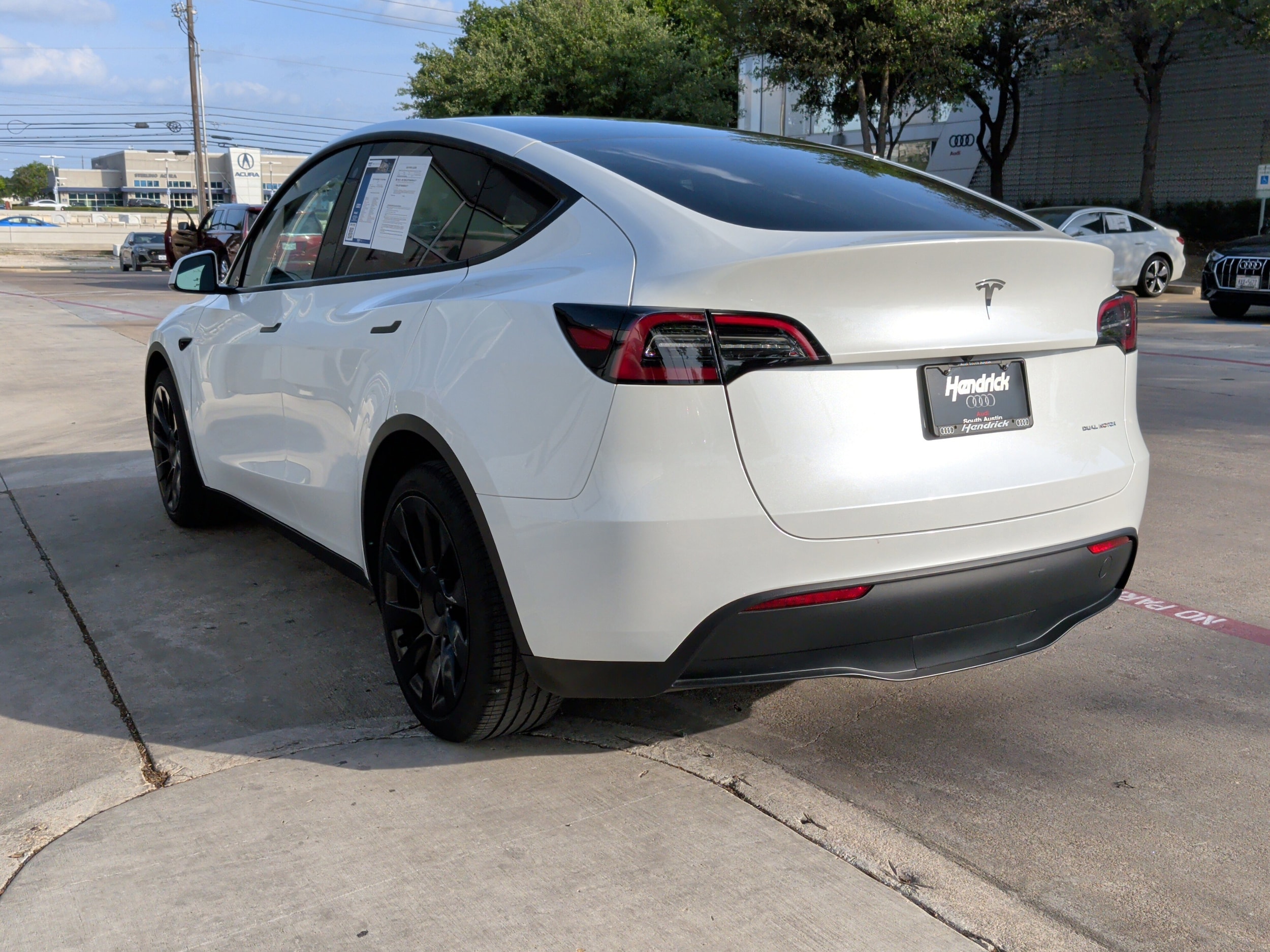 2023 Tesla Model Y Long Range photo 6