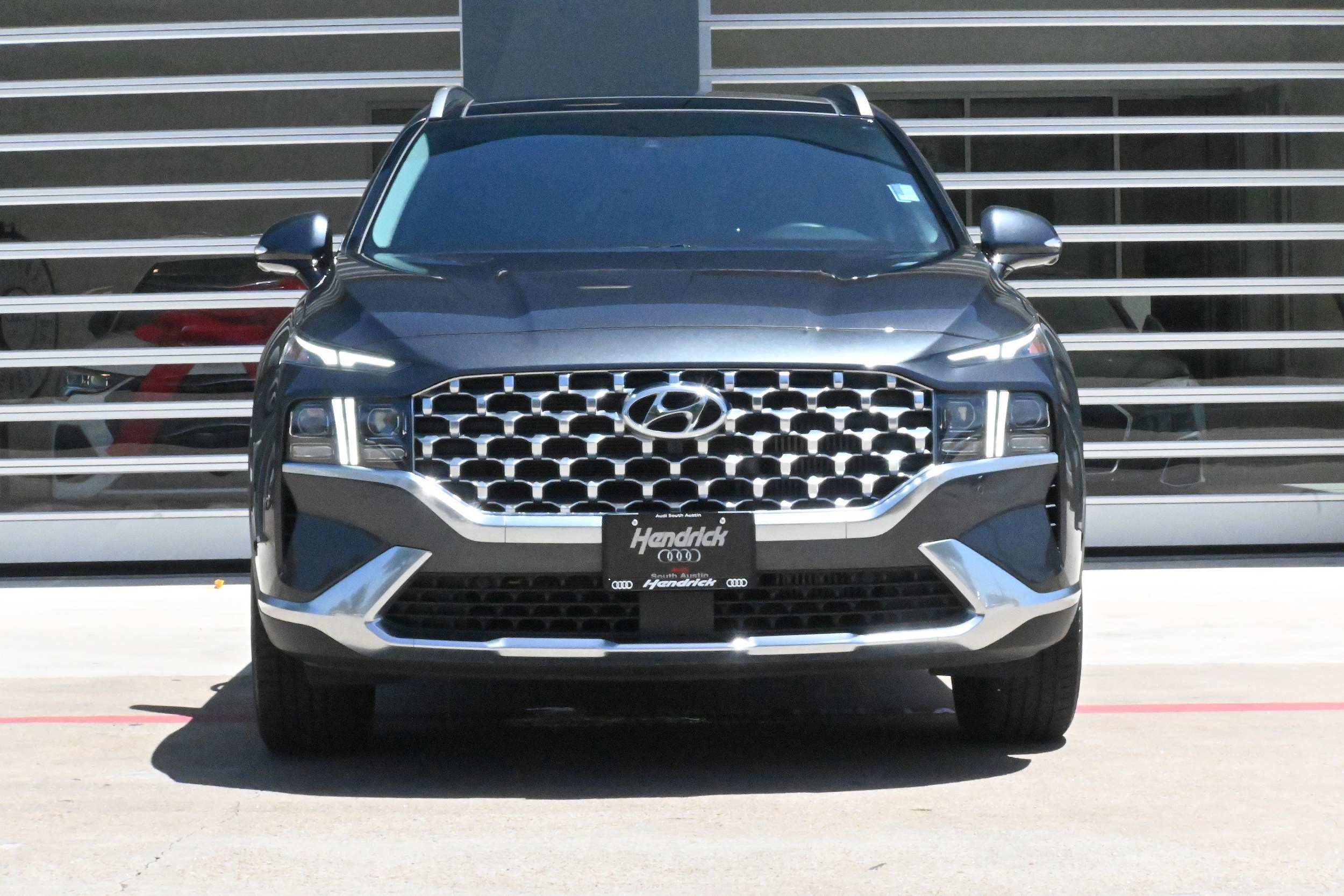 2023 Hyundai Santa Fe Limited photo 3