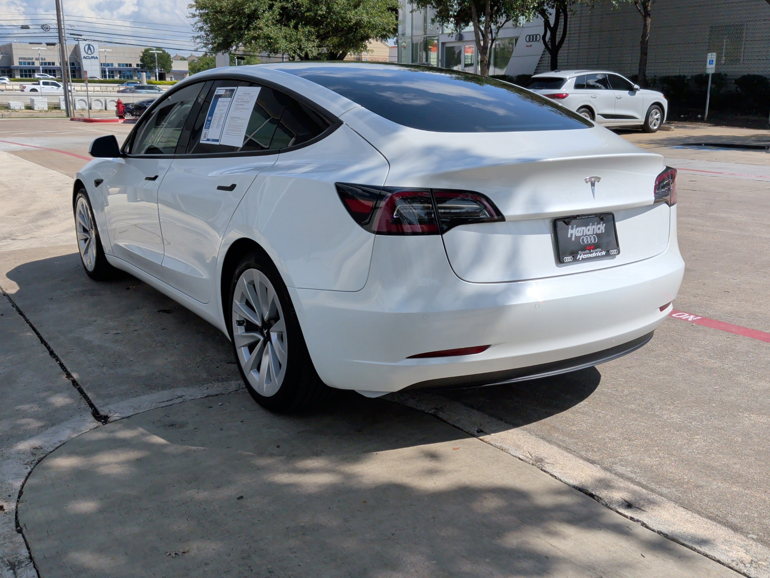 2021 Tesla Model 3 Standard Range Plus photo 3