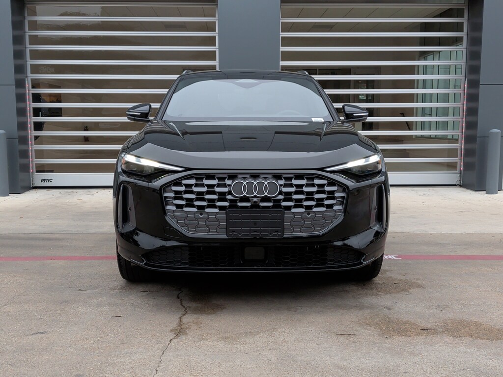 New 2025 Audi Q5 Premium SUV