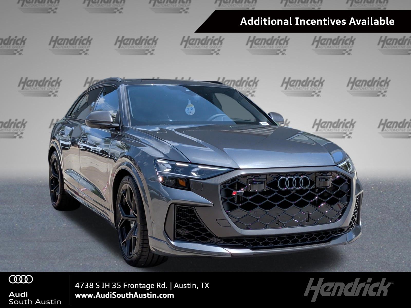 2026 Audi RS Q8 -'s photo
