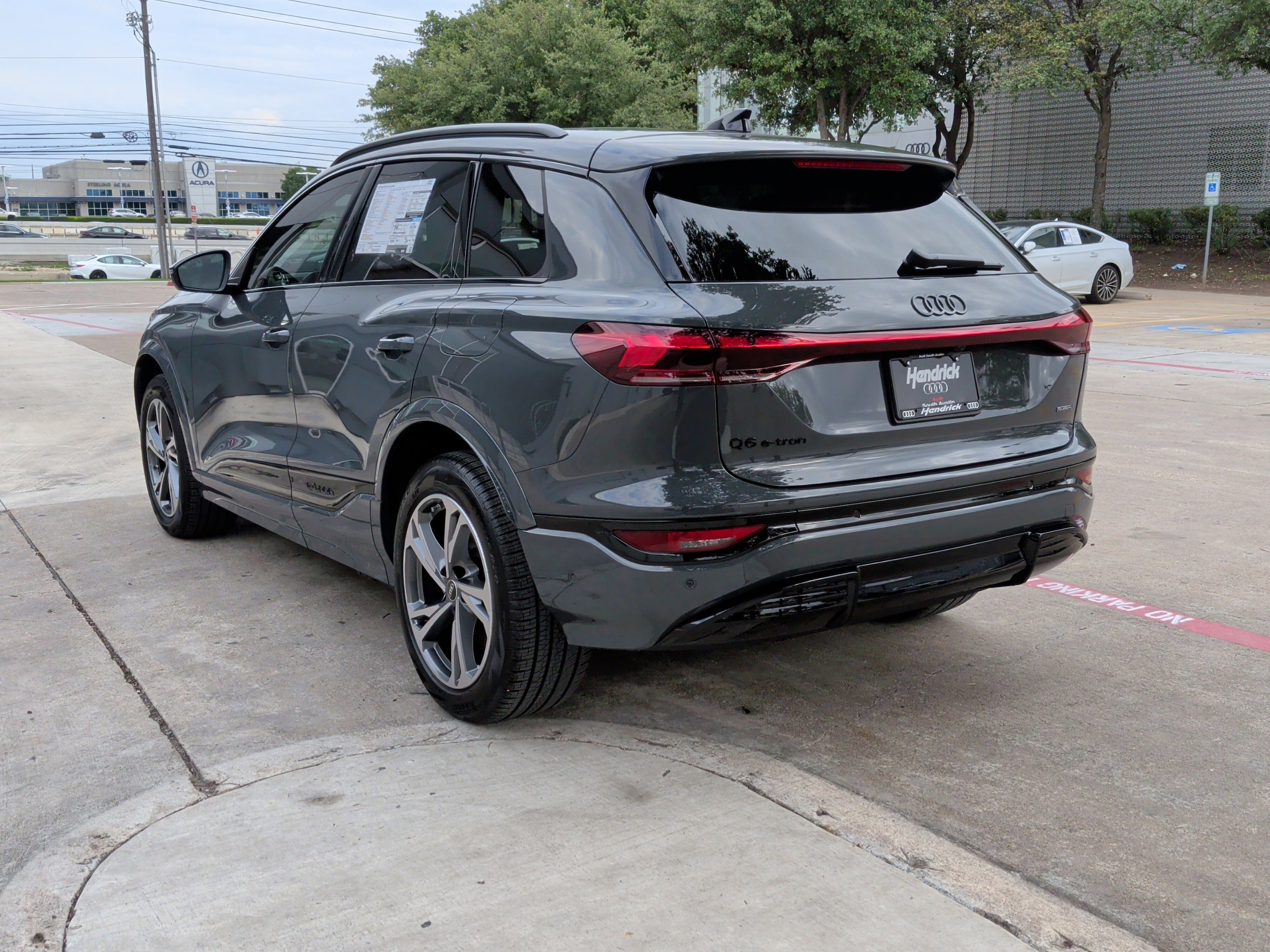 2027 Audi Q6 e-tron Premium Plus photo 5