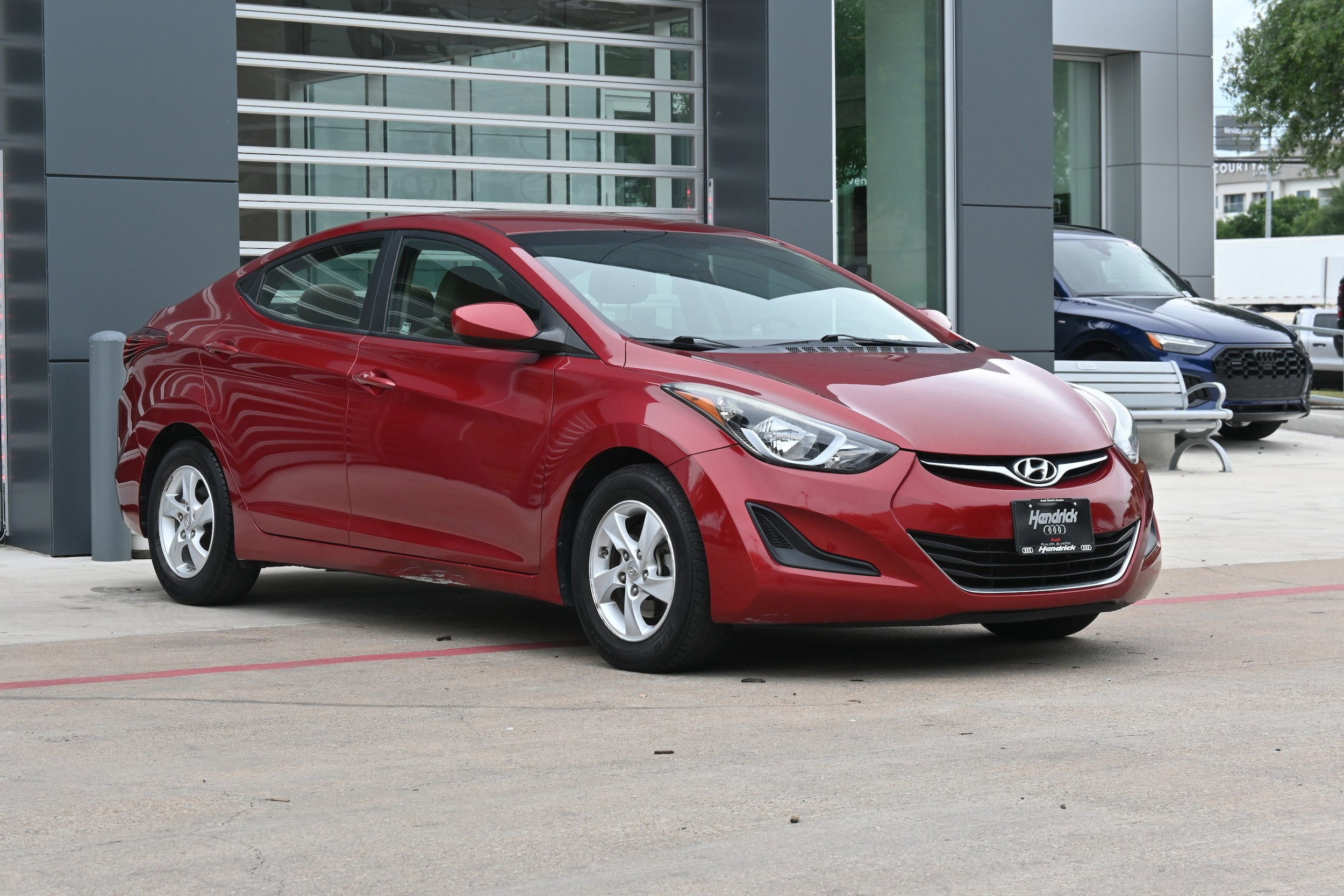 Used 2015 Hyundai Elantra SE with VIN 5NPDH4AE5FH589957 for sale in Austin, TX