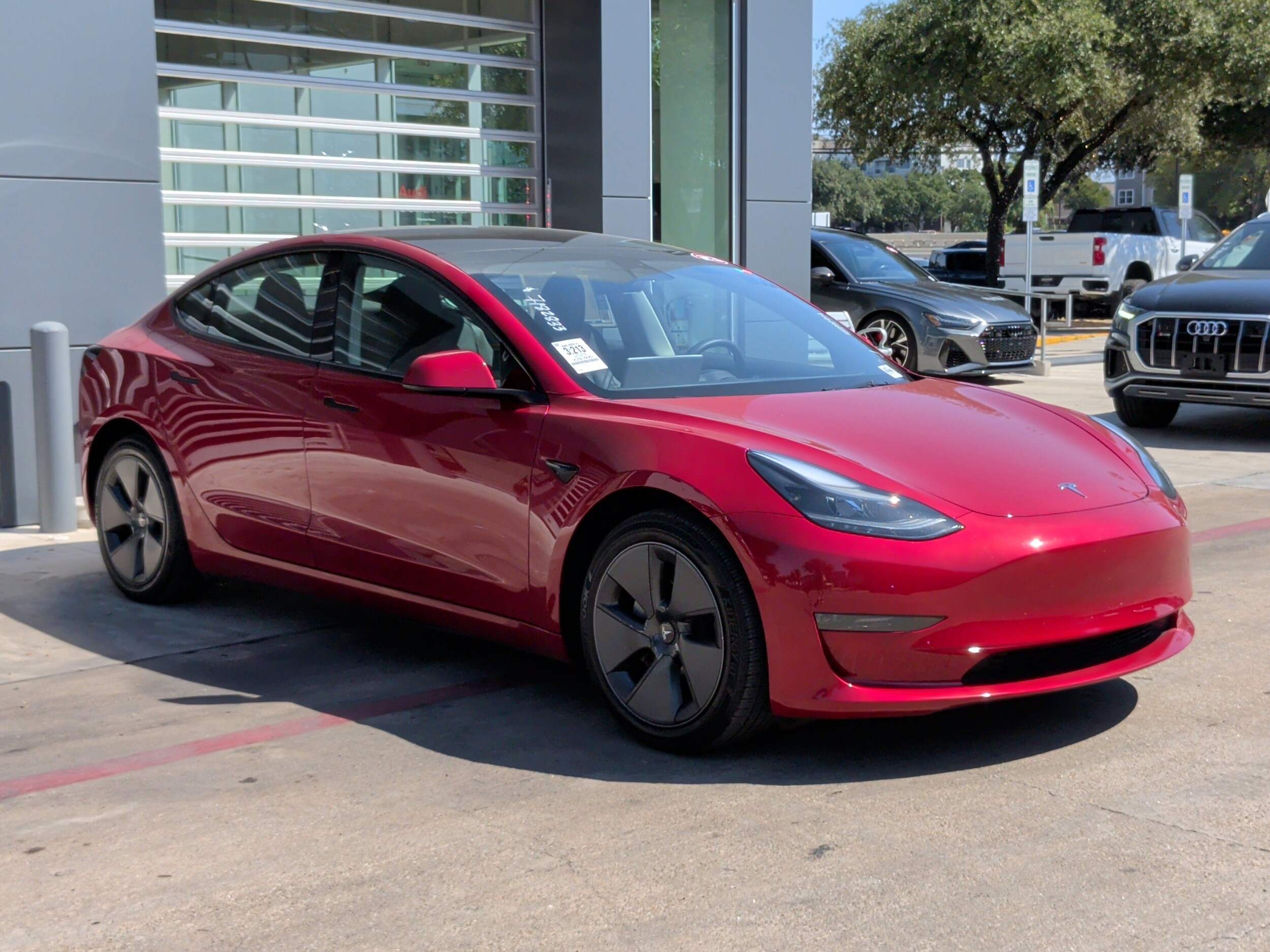 2023 Tesla Model 3 photo 2