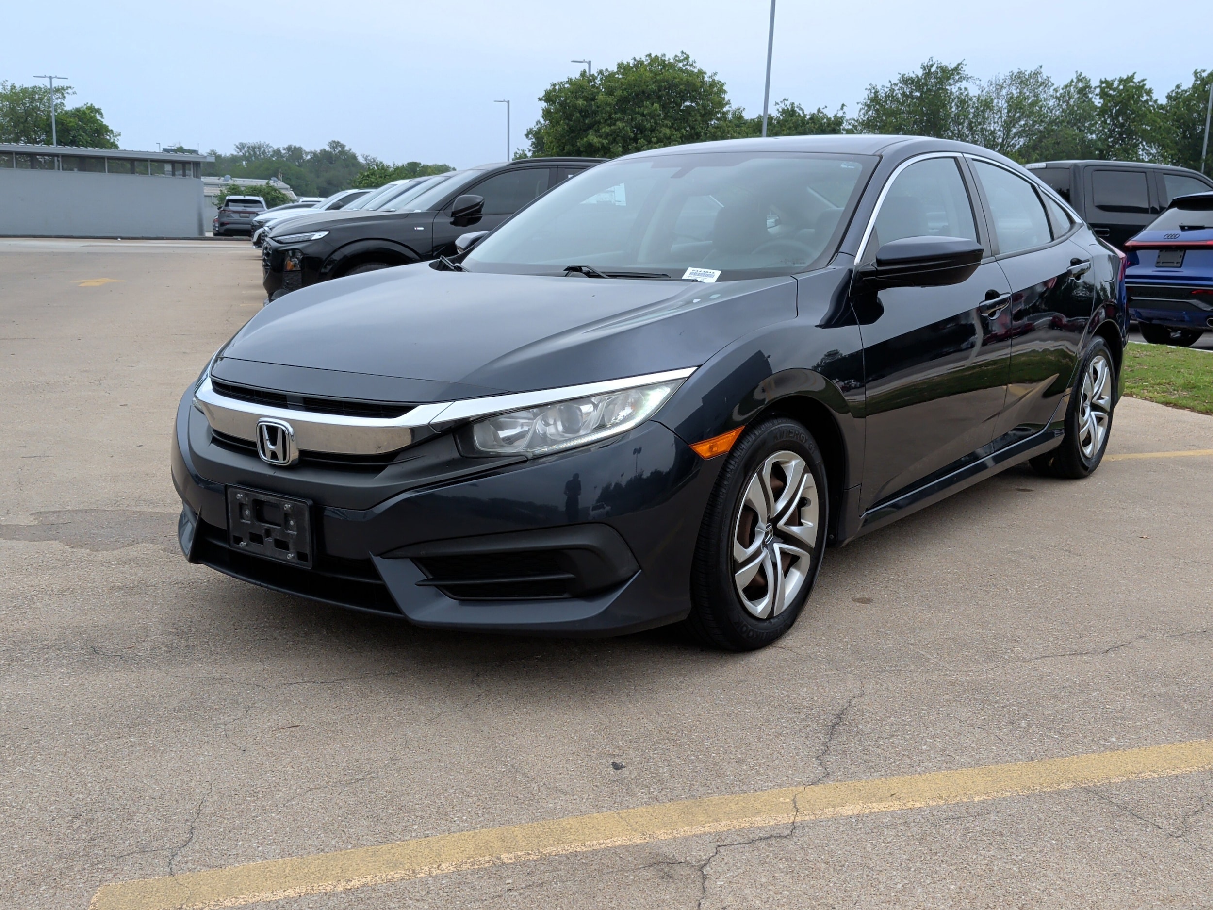 2017 Honda Civic Sedan LX photo 4