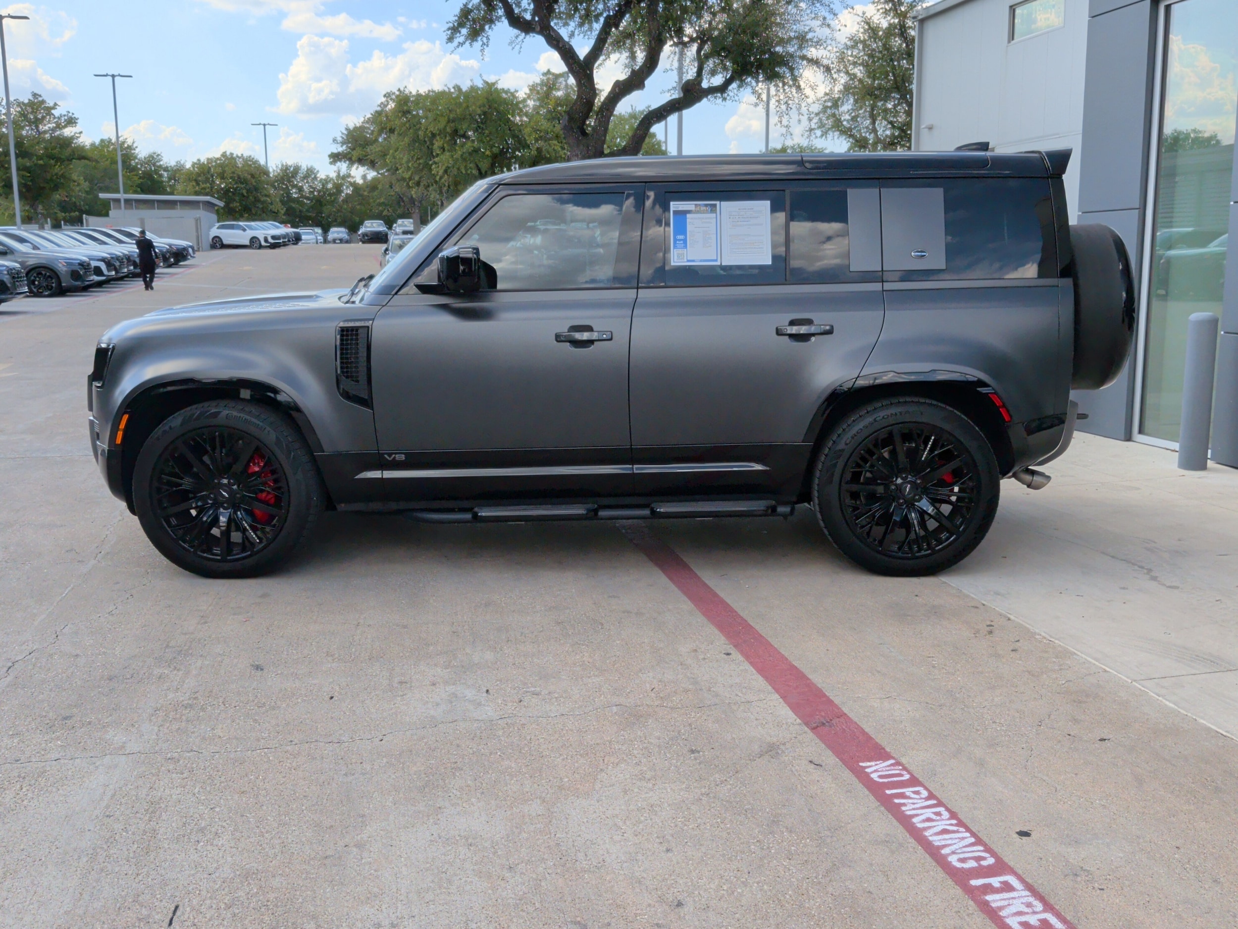 2024 Land Rover Defender Carpathian Edition